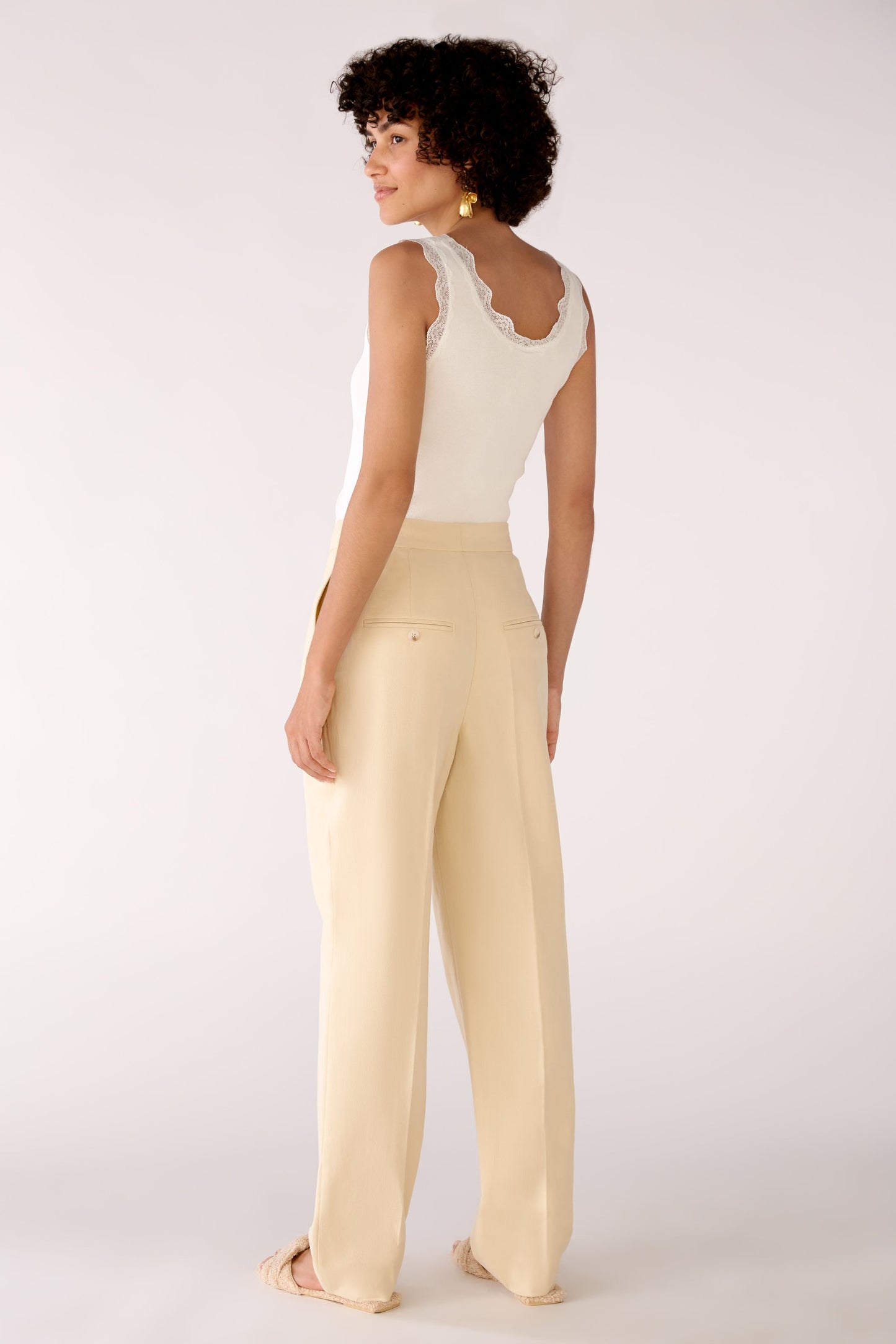 Bundfaltenhose In leichter Leinenmischung mit Stretch
