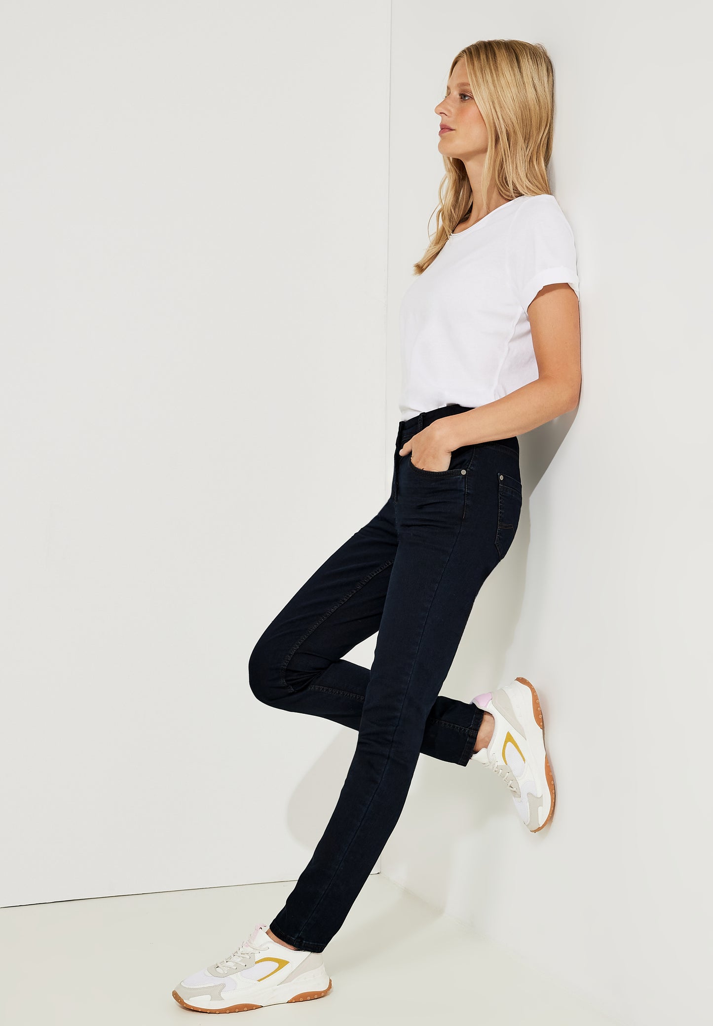 Slim Fit Jeans