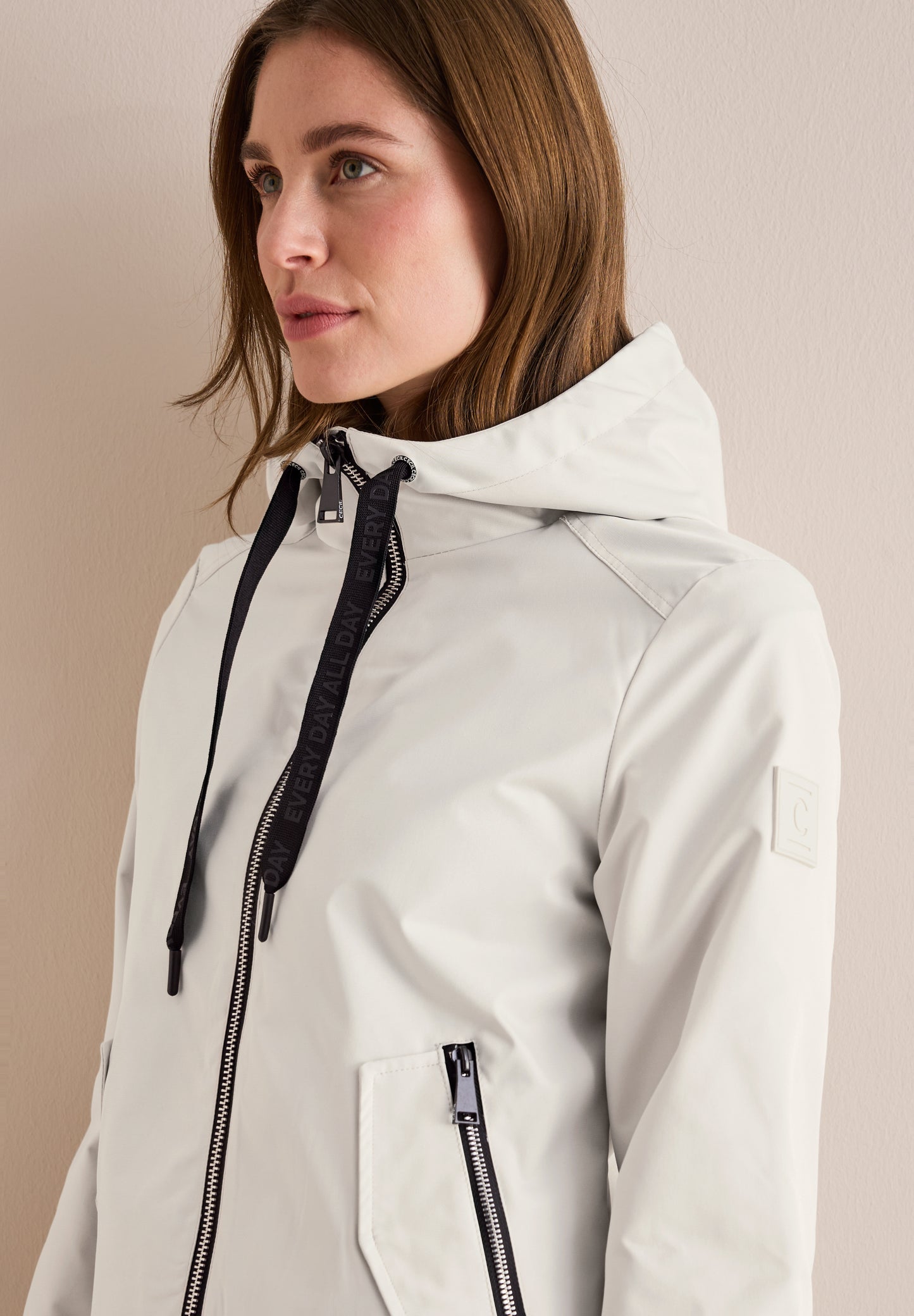 Kurze Jacke