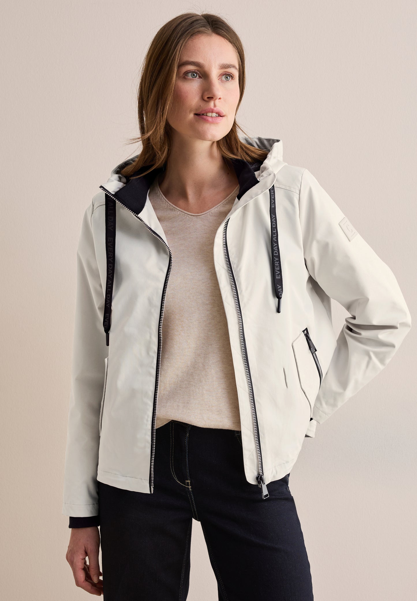 Kurze Jacke