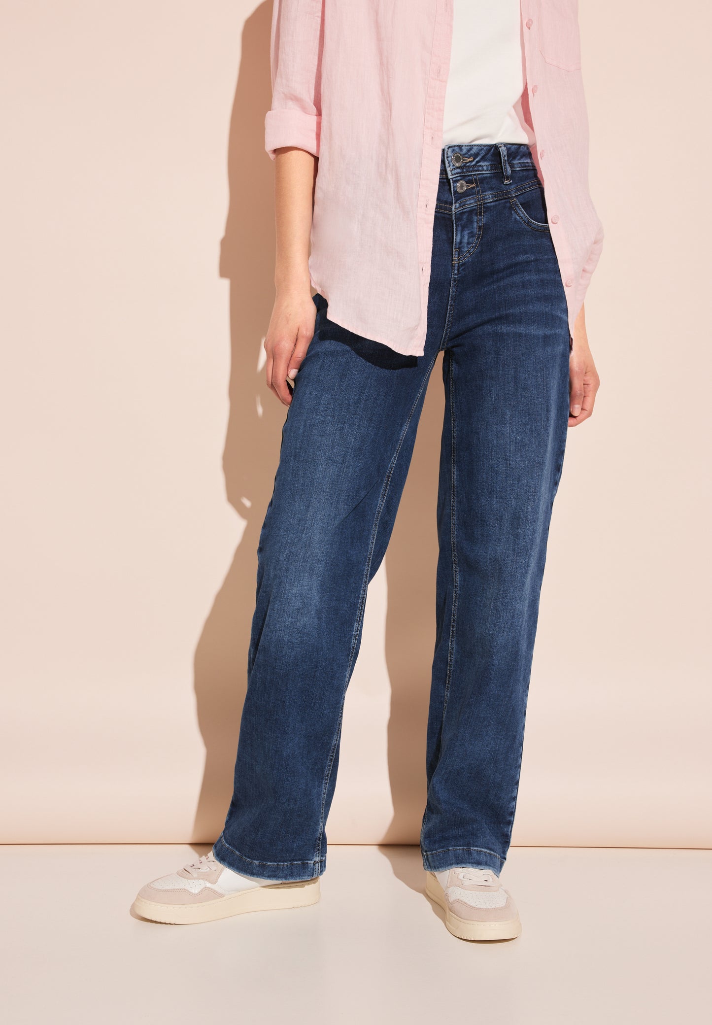 Wide Leg Jeans