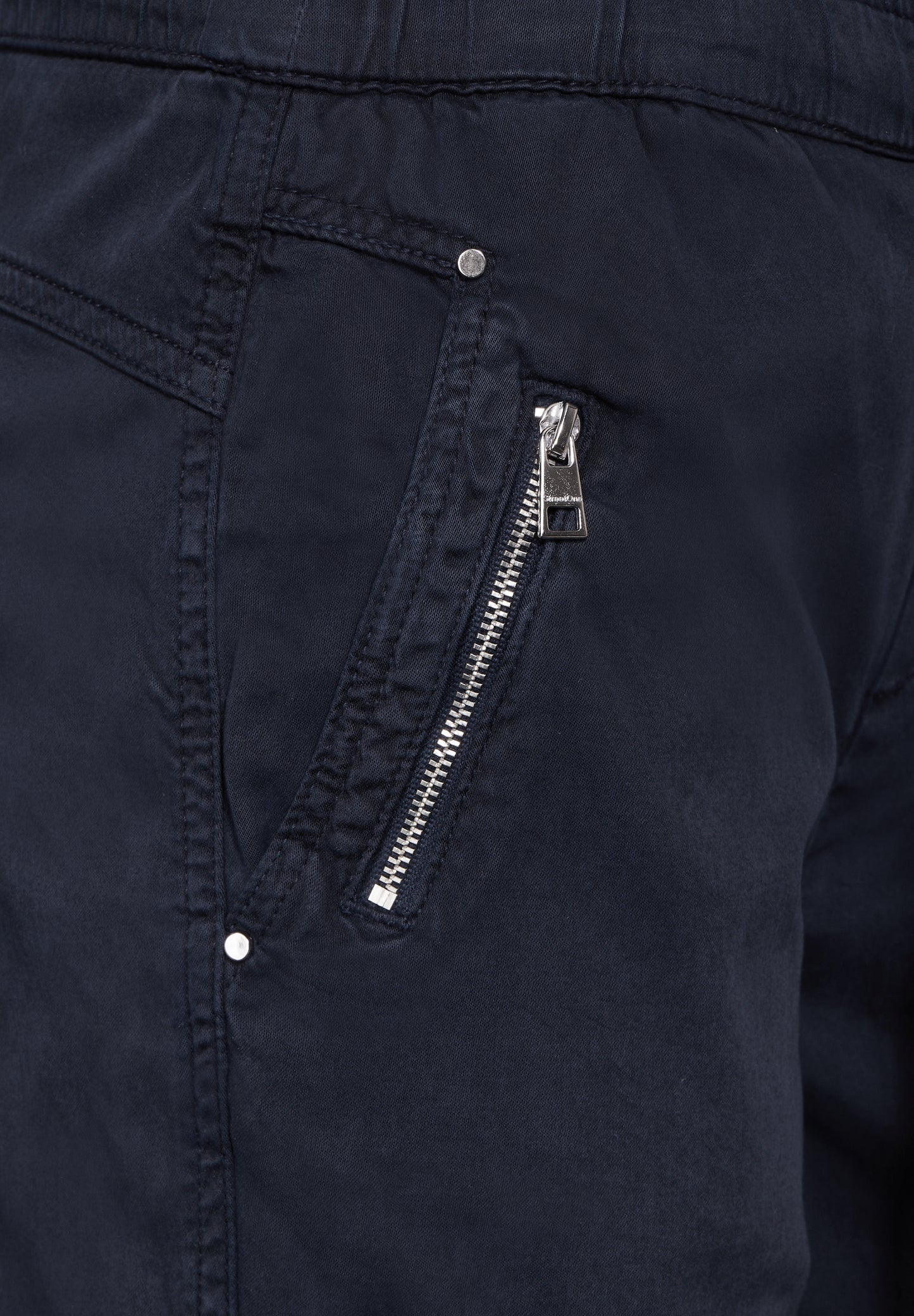 Loose Fit Hose