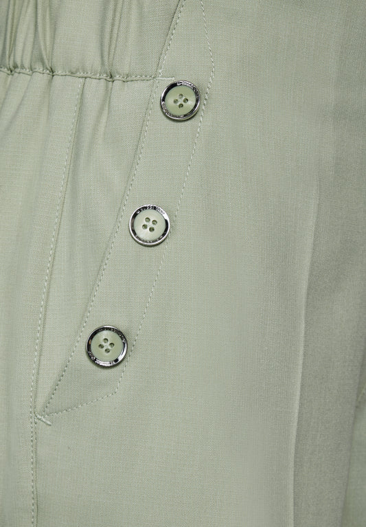 Bermuda Short mit Knöpfen