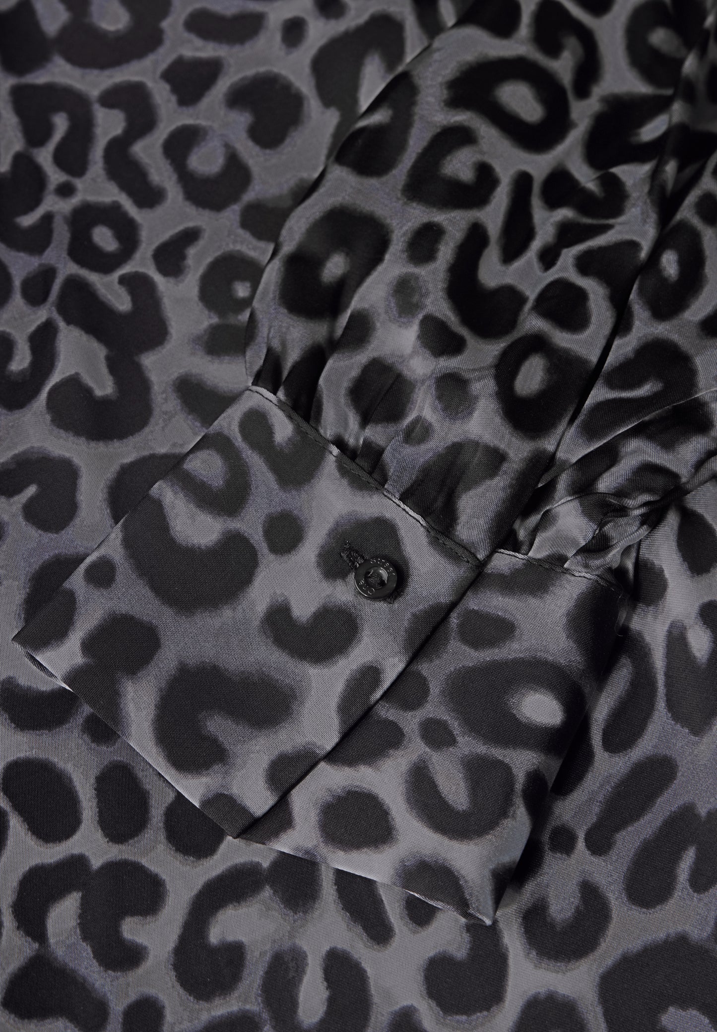Midi-Kleid mit Leo-Muster