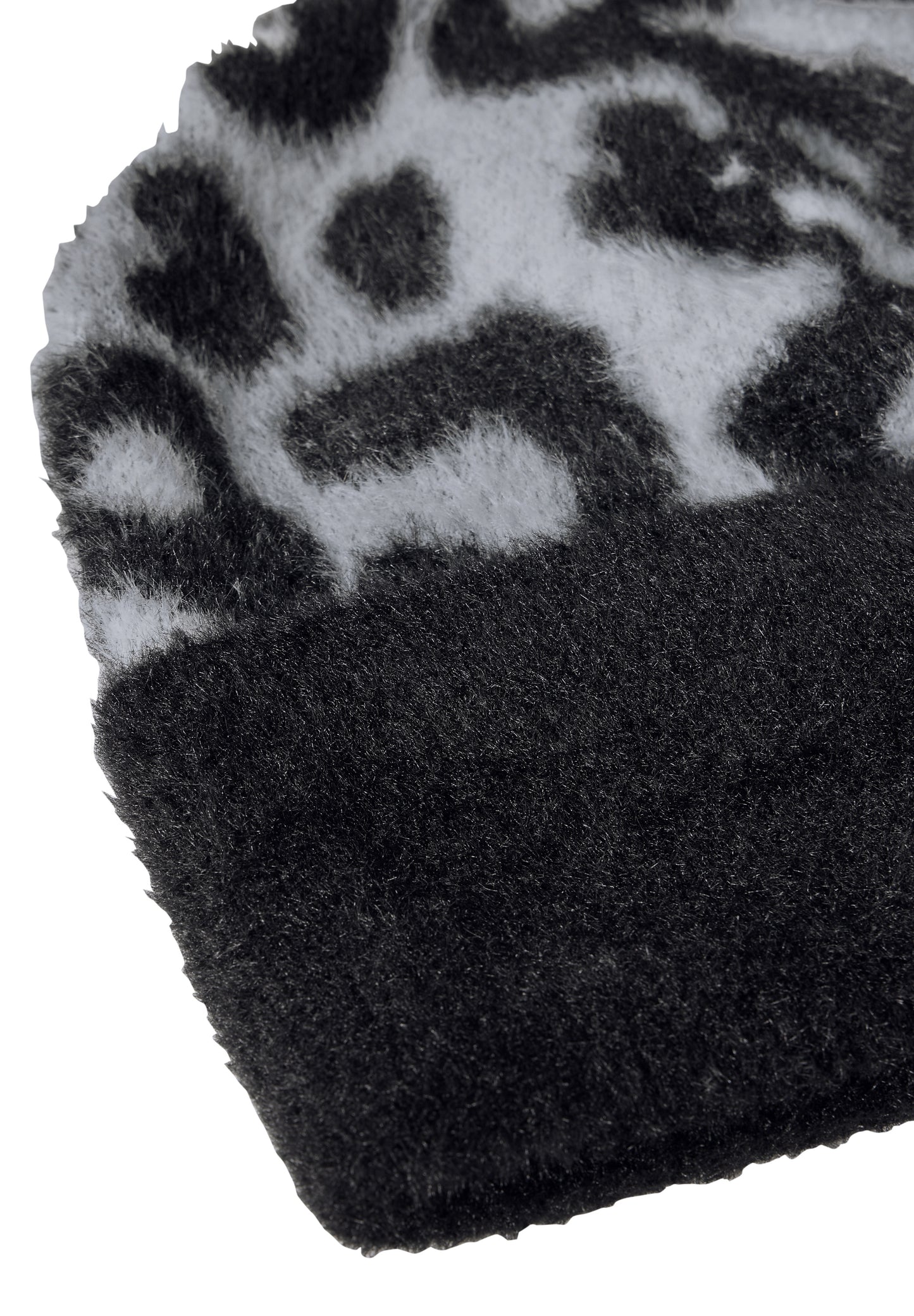 Leo-Beanie