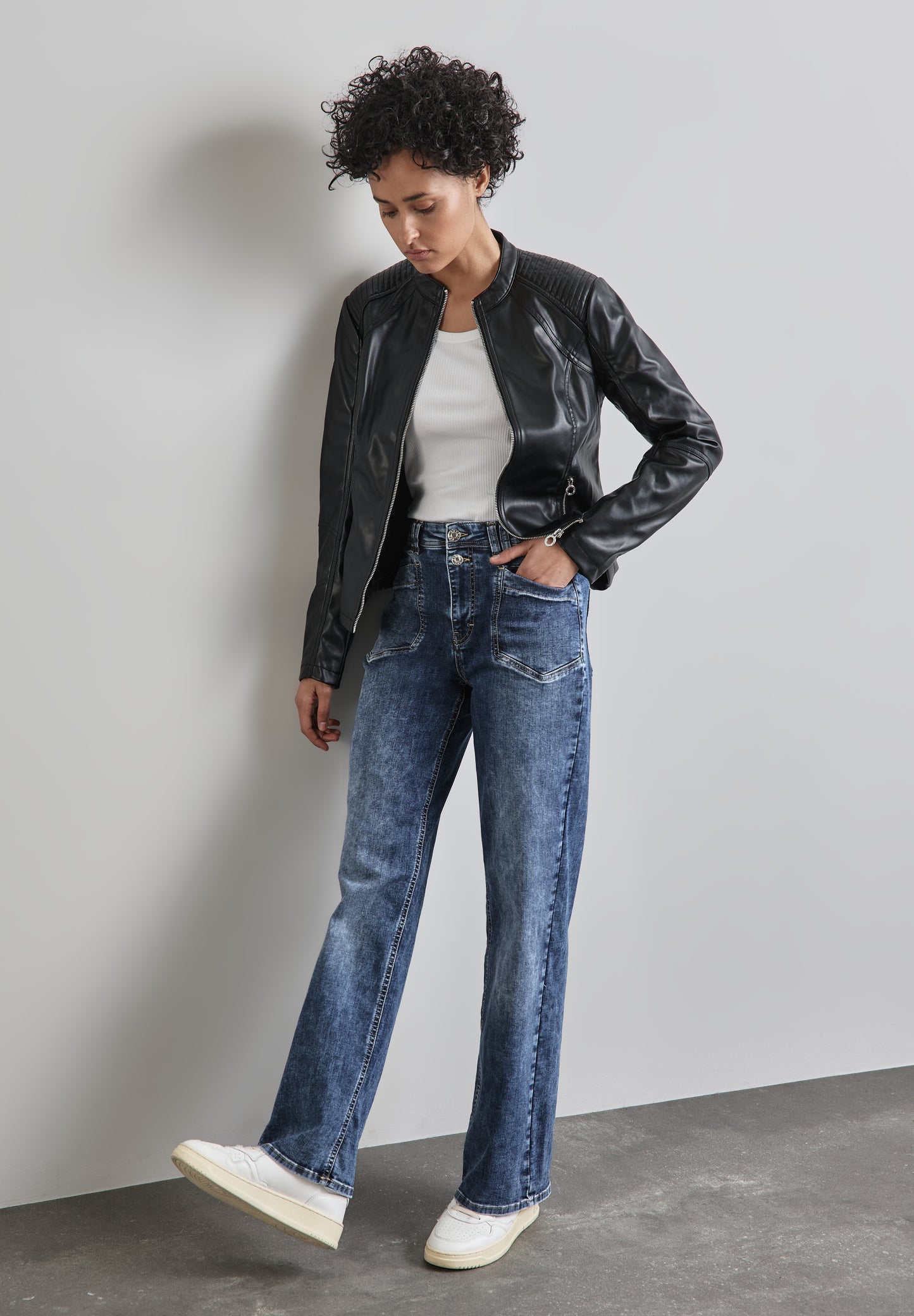 Wide Leg Jeans