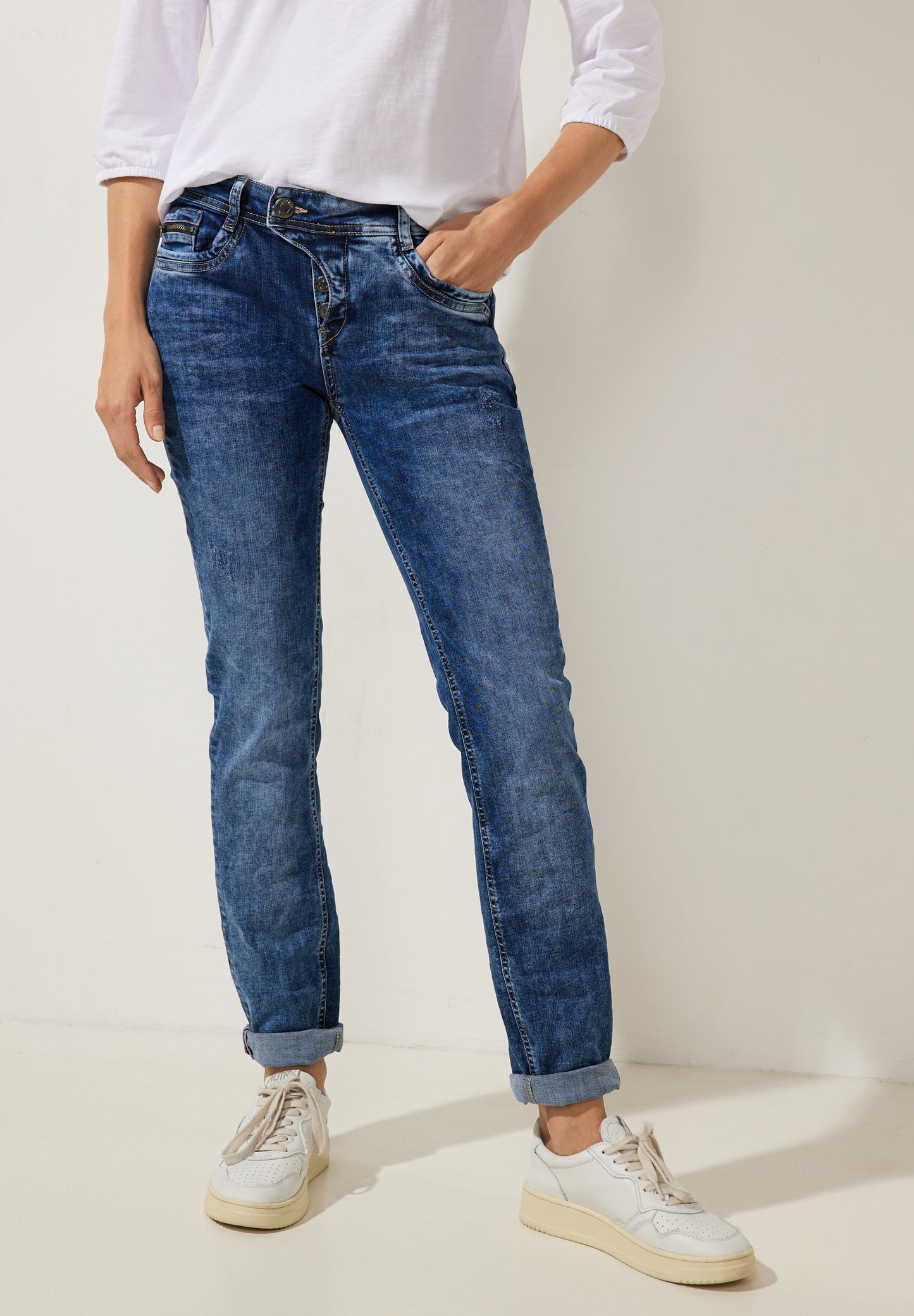 Casual Fit Jeans