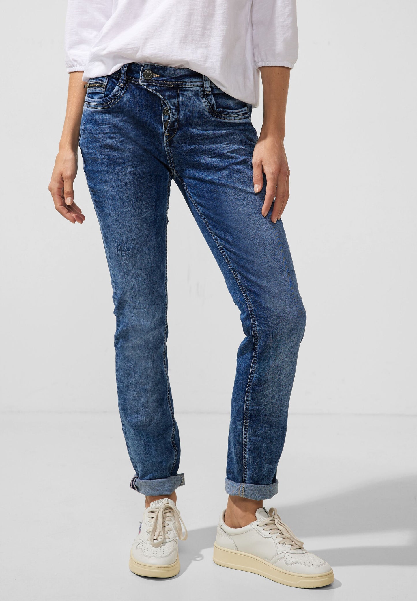 Casual Fit Jeans