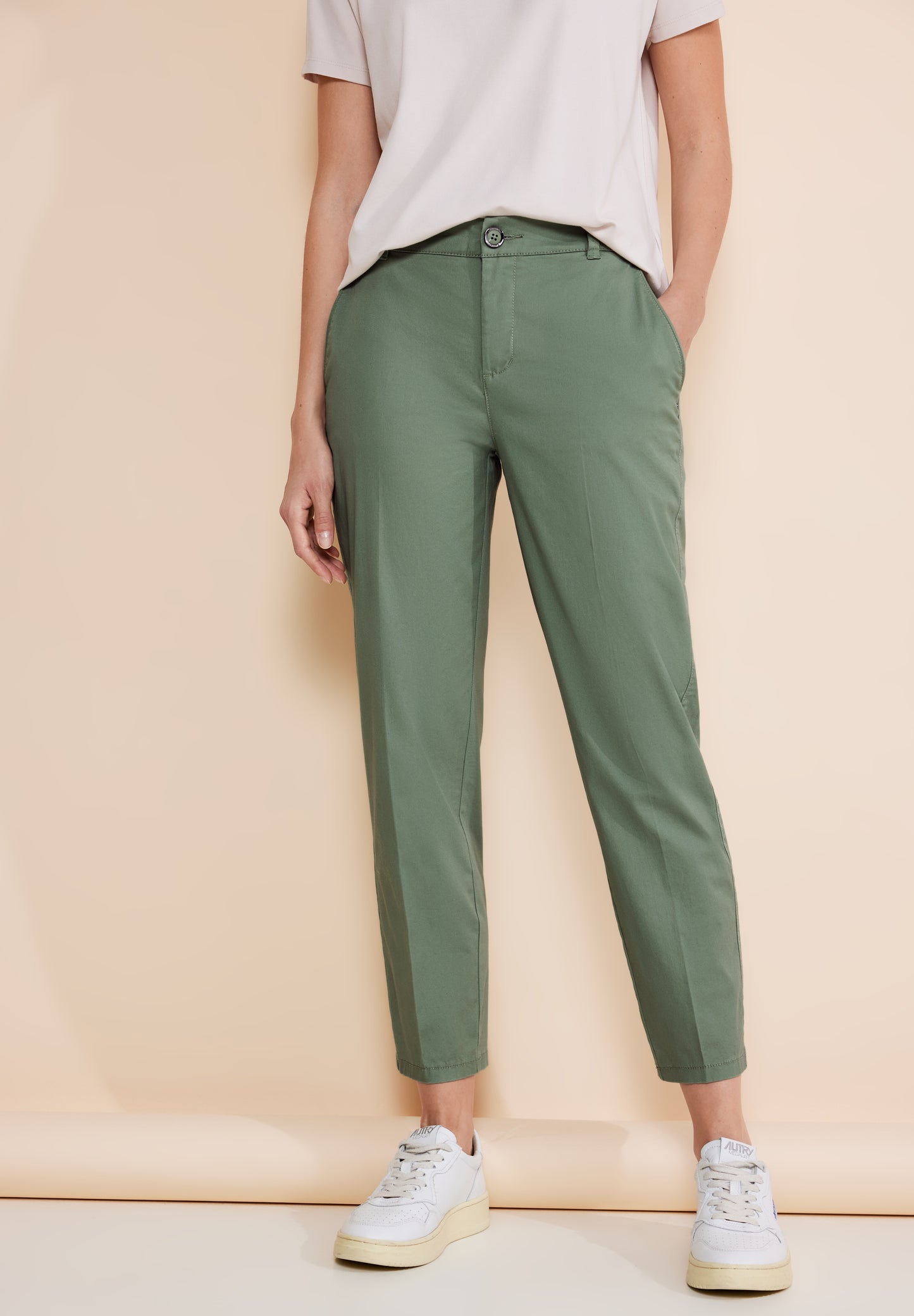 Casual Fit Chinohose