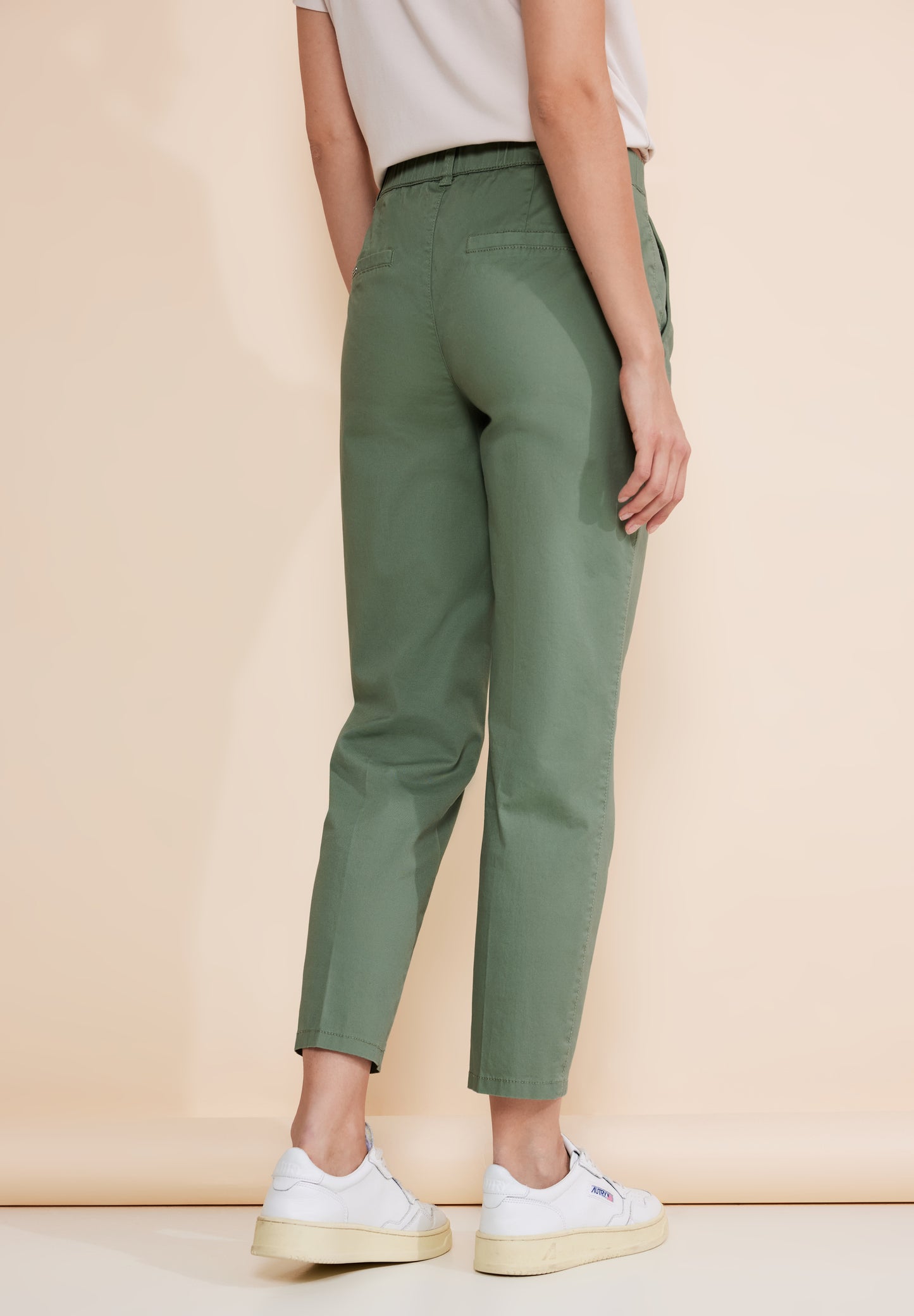 Casual Fit Chinohose
