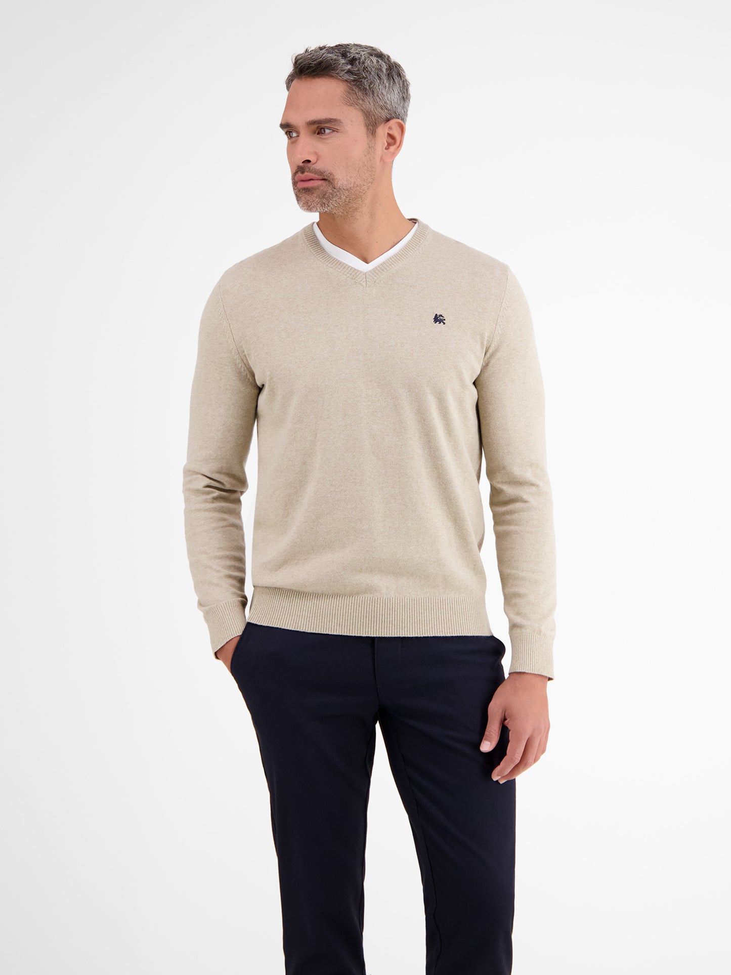 V-NECK BUENDCHEN