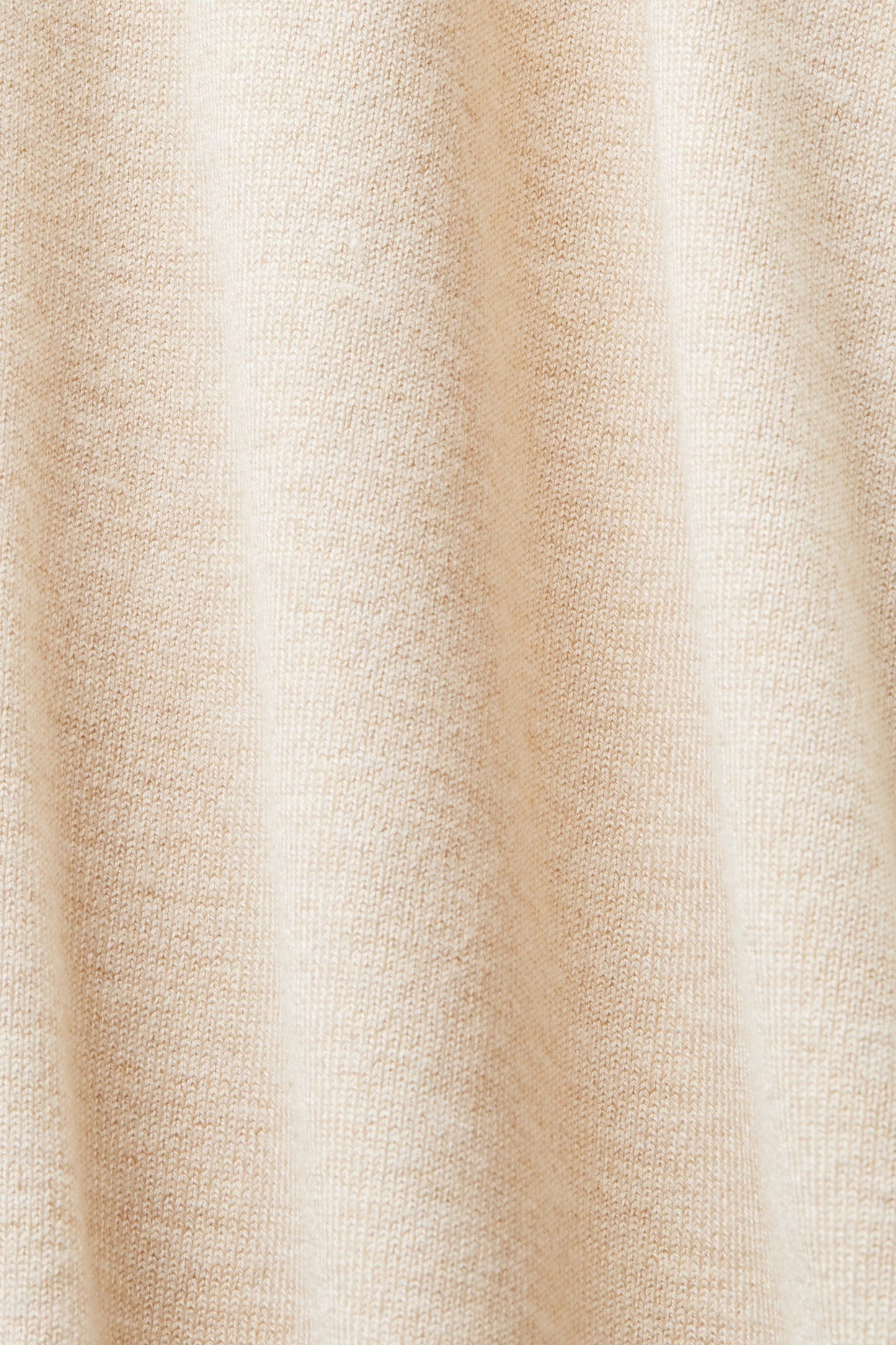 Rollkragenpullover mit Fledermausärmeln