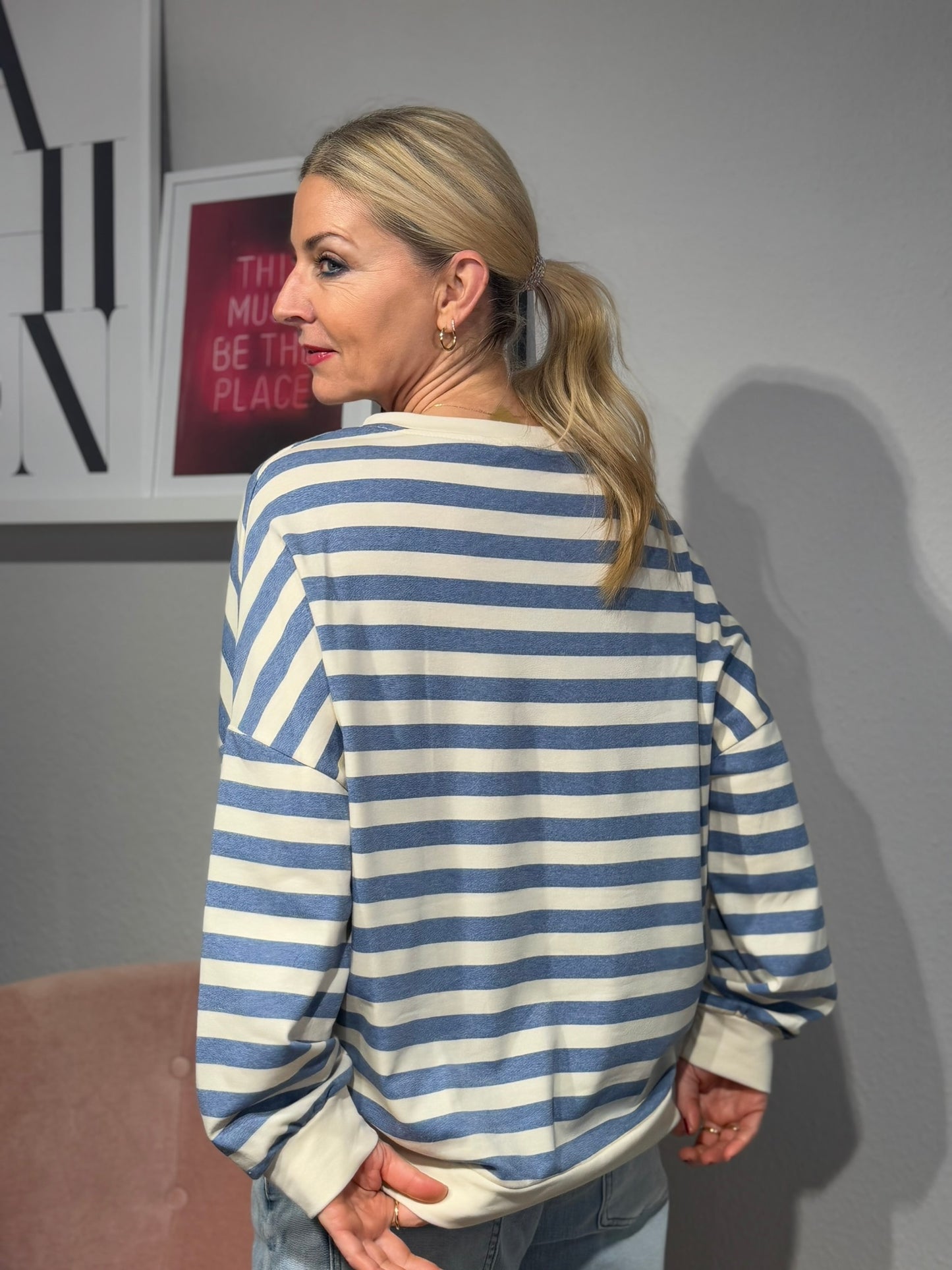Da. Sweatshirt mit Herz