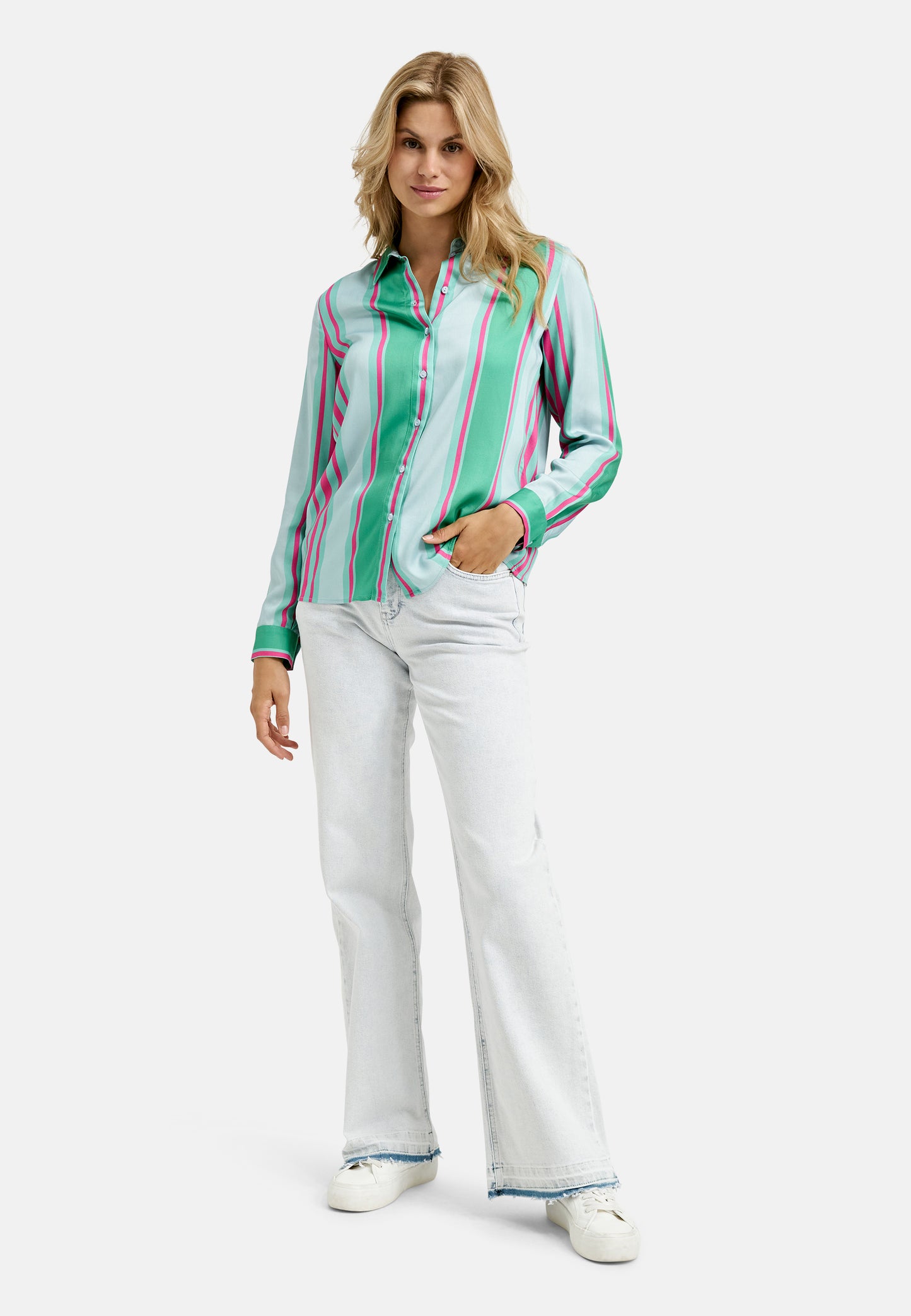 Blouse w collar and placket + 1/1 sleeves