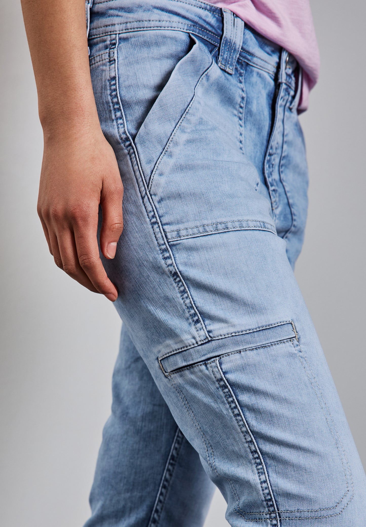 Jeans im Cargo-Look