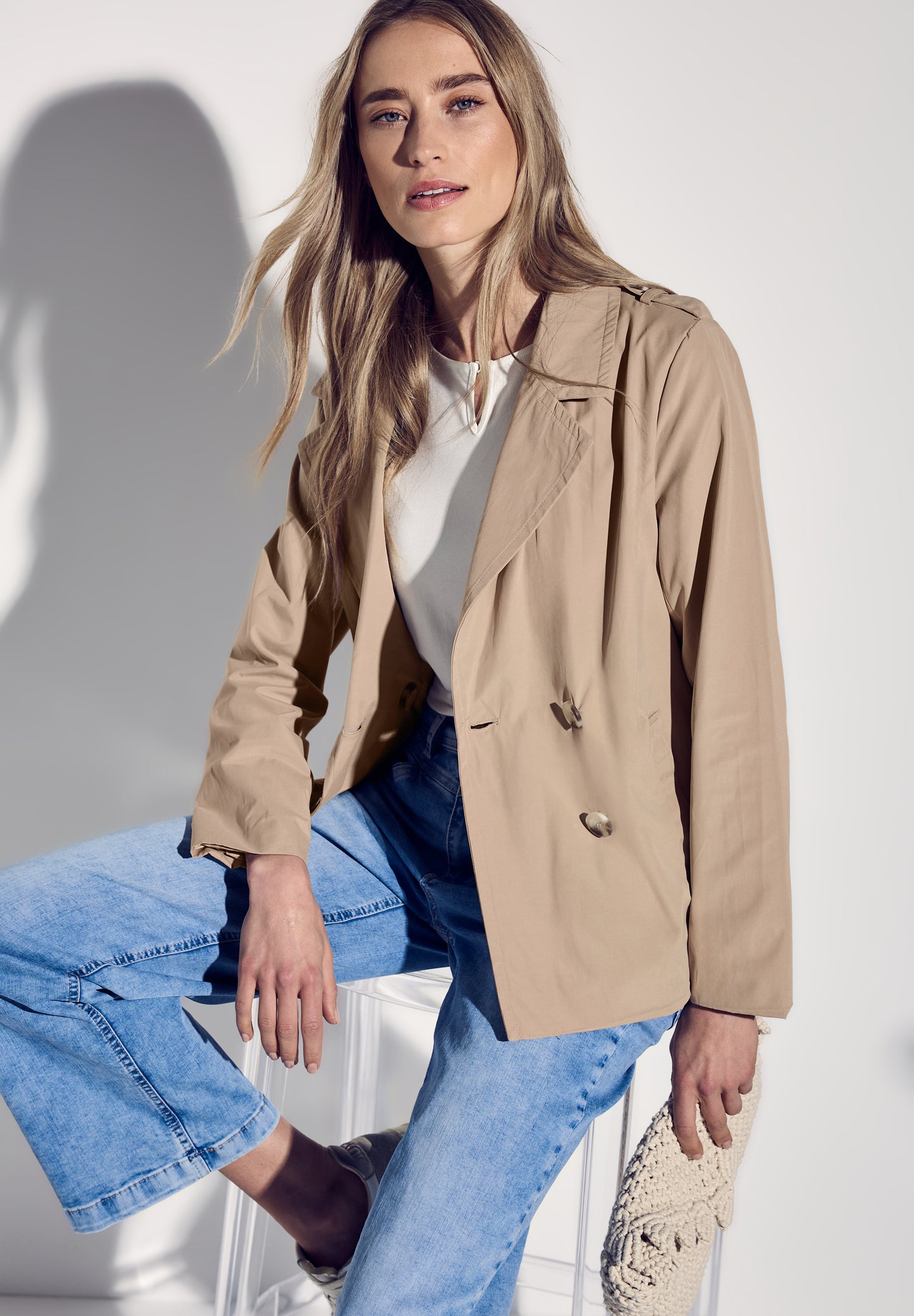 Doppelreihiger Trenchcoat