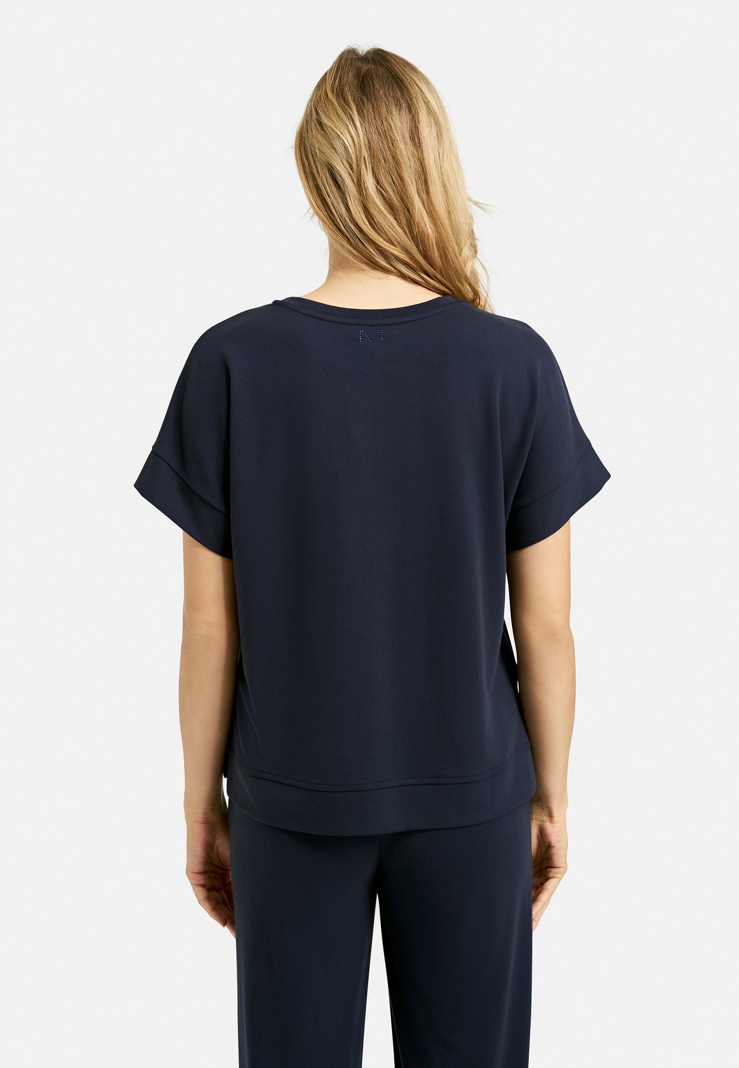 Sweatshirt w roundneck, oversized shoulders, cuffs