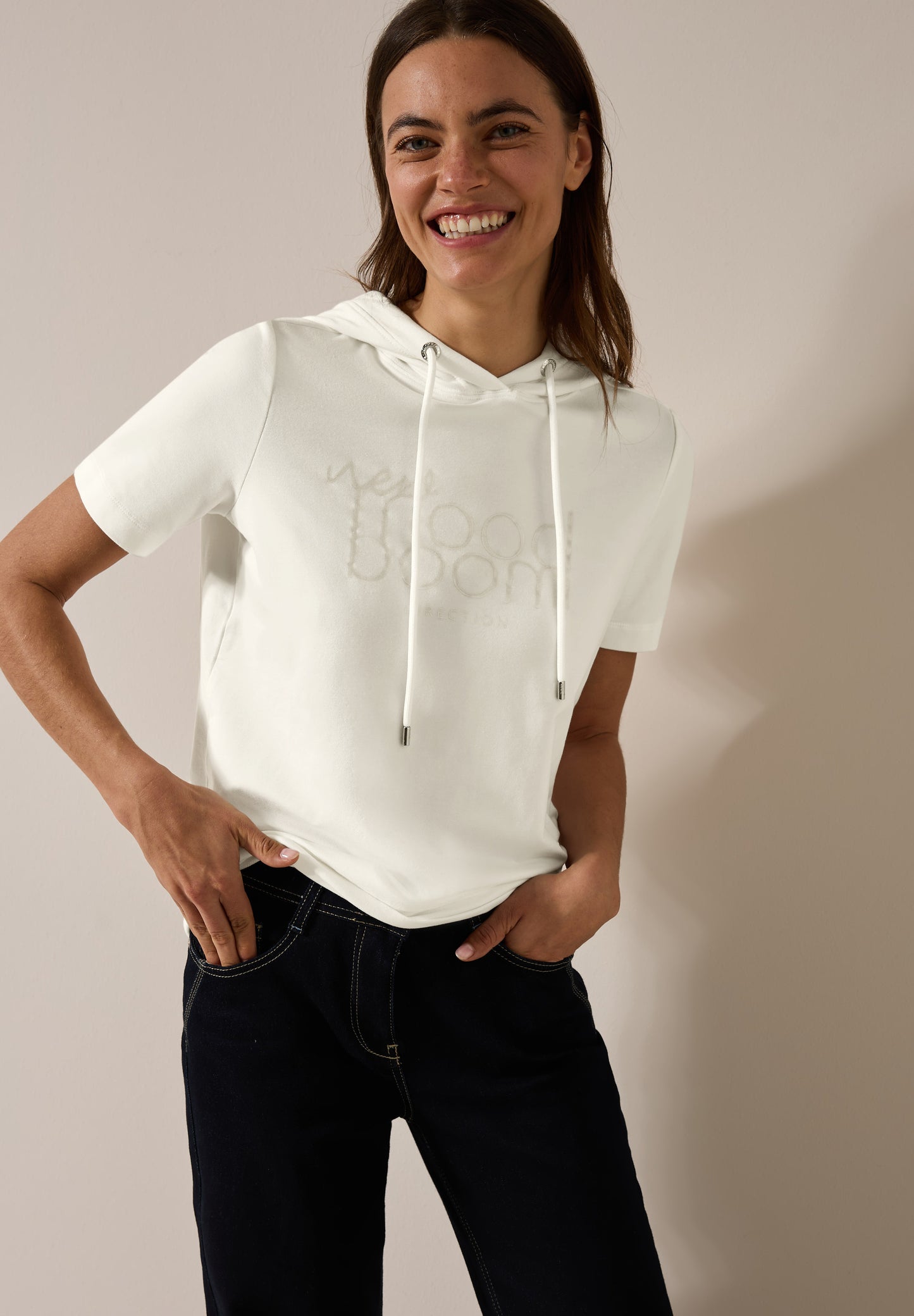 T-Shirt mit Kapuze