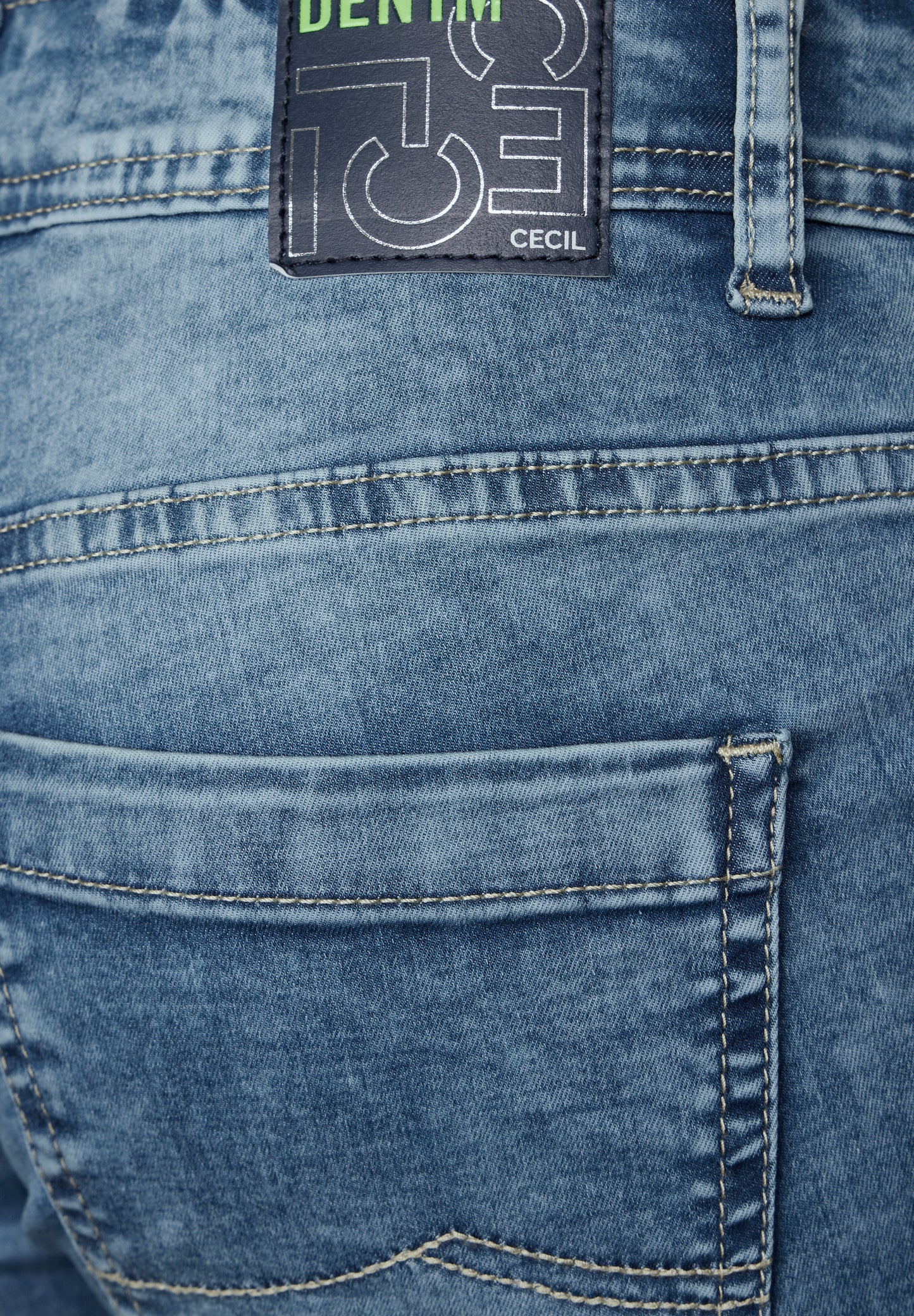 3/4 Jeans