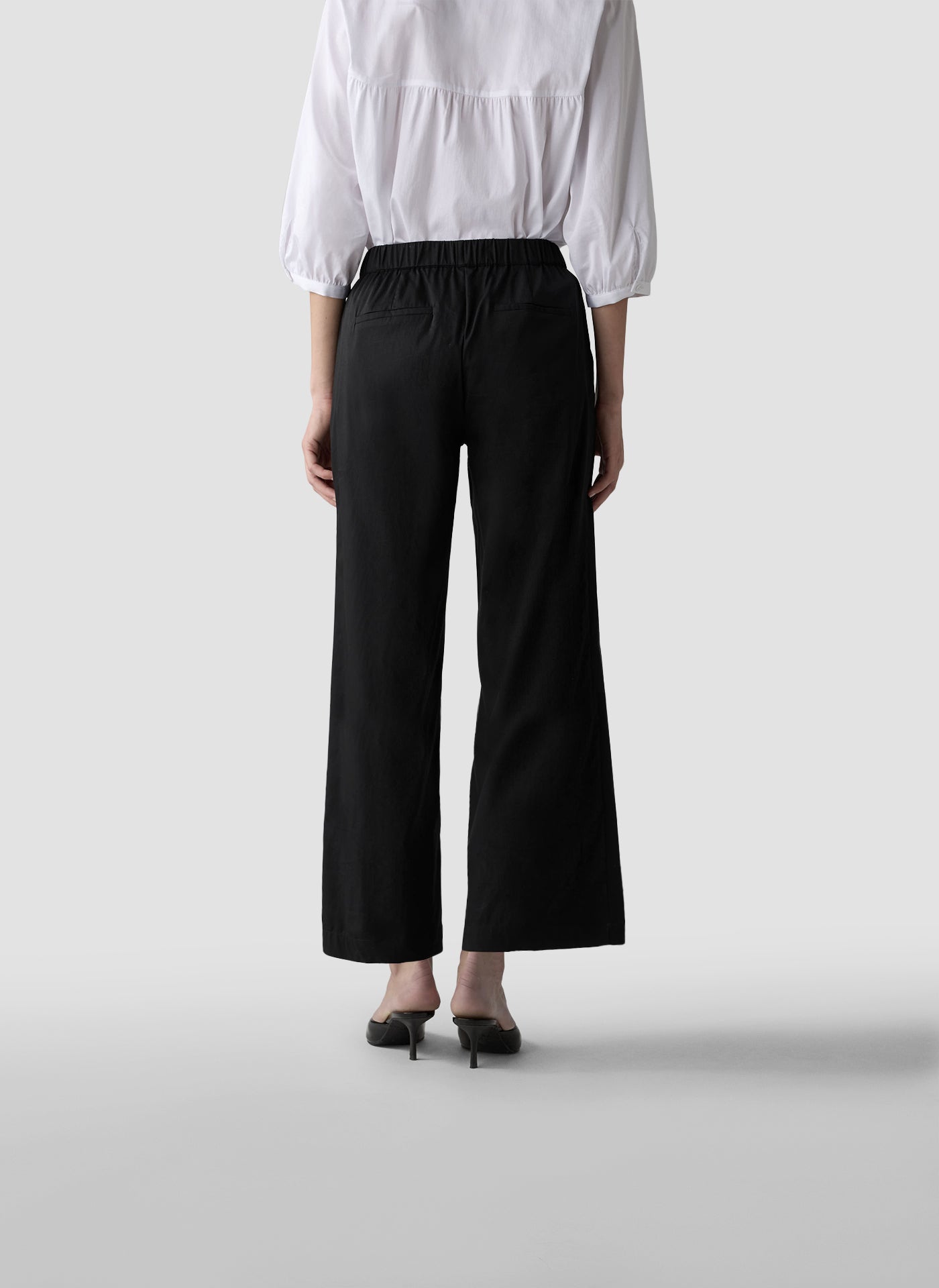 Hose | Noir Flora