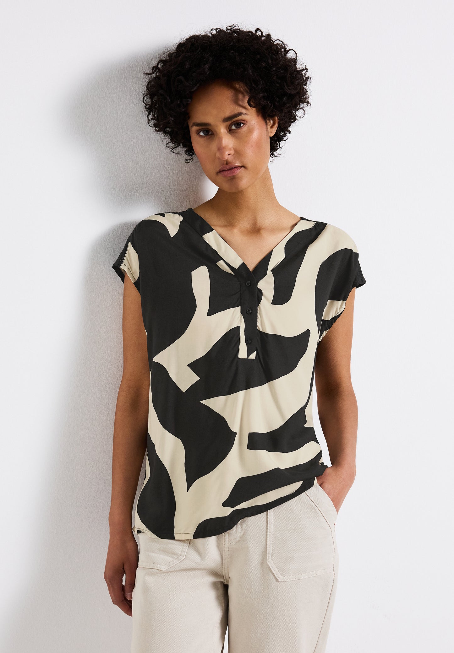 Gemusterte Bluse