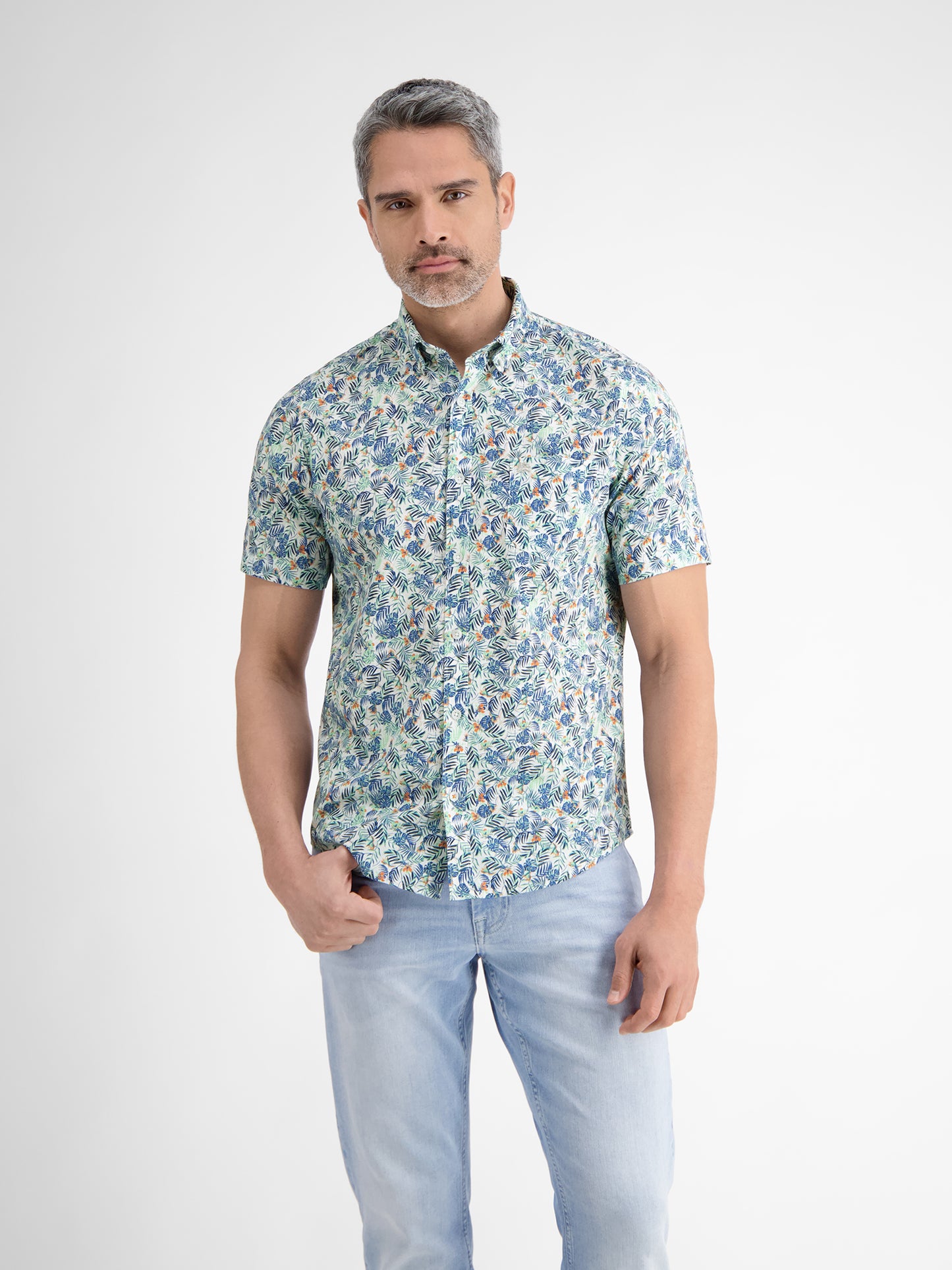 BUTTON DOWN