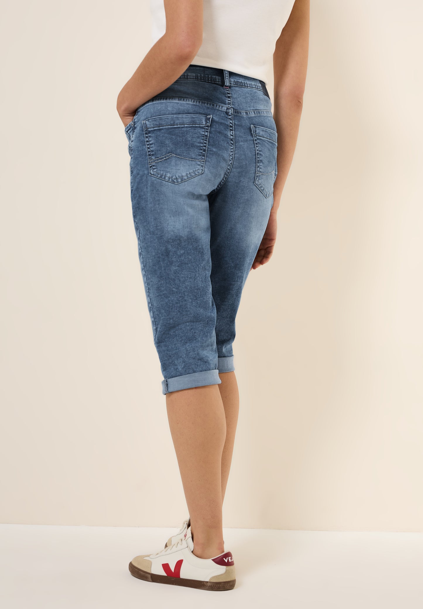 Capri Jeans