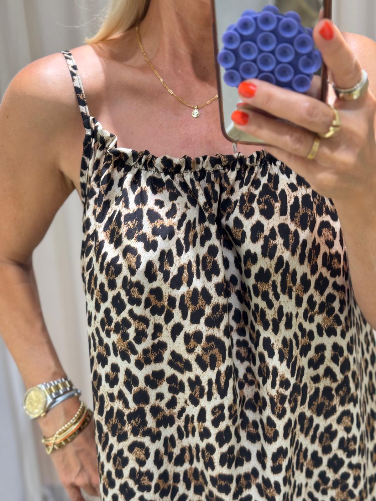 Leo Kleid | Livora