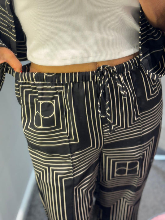 Hose | Geo Chic