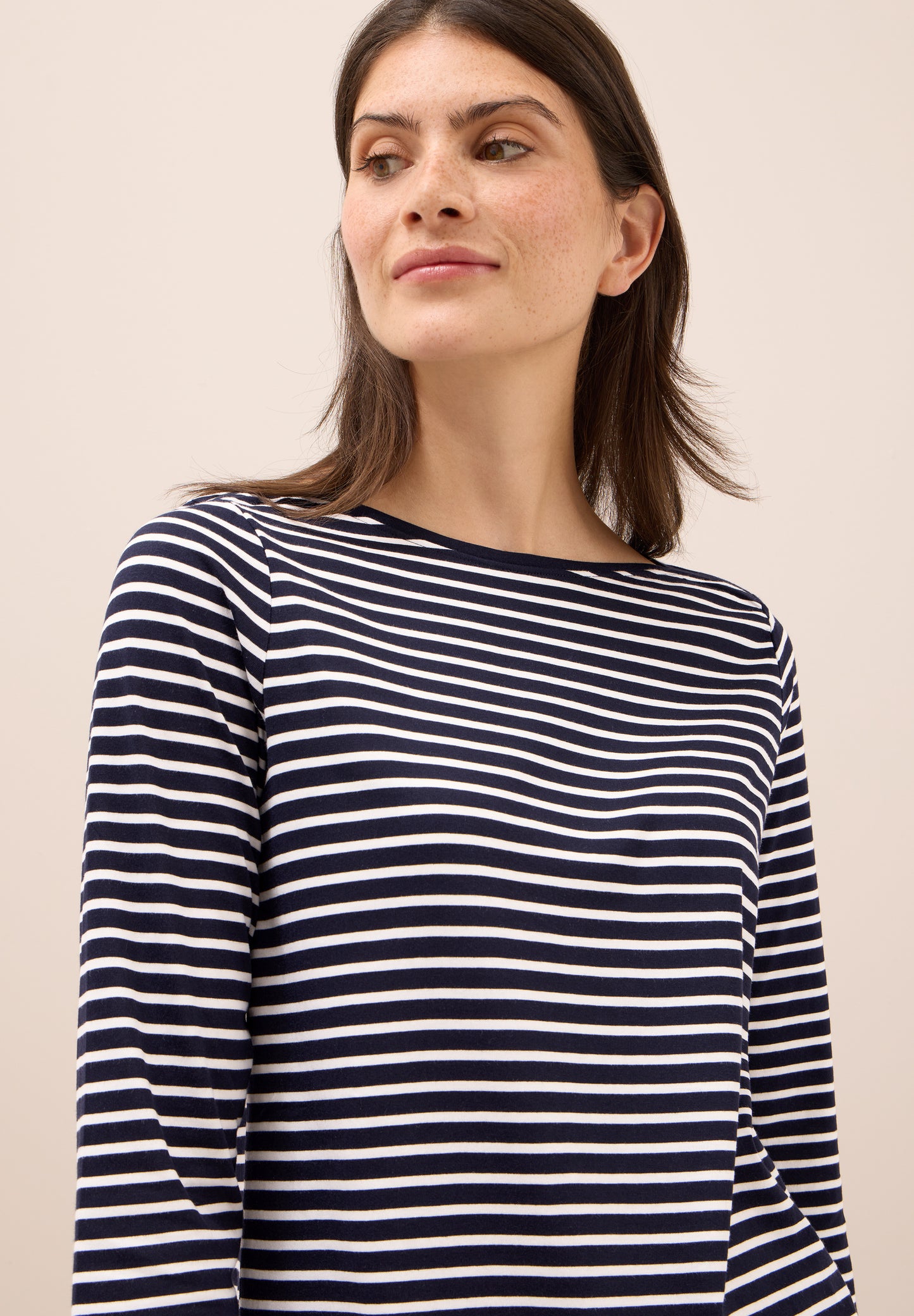 Gestreiftes Shirt