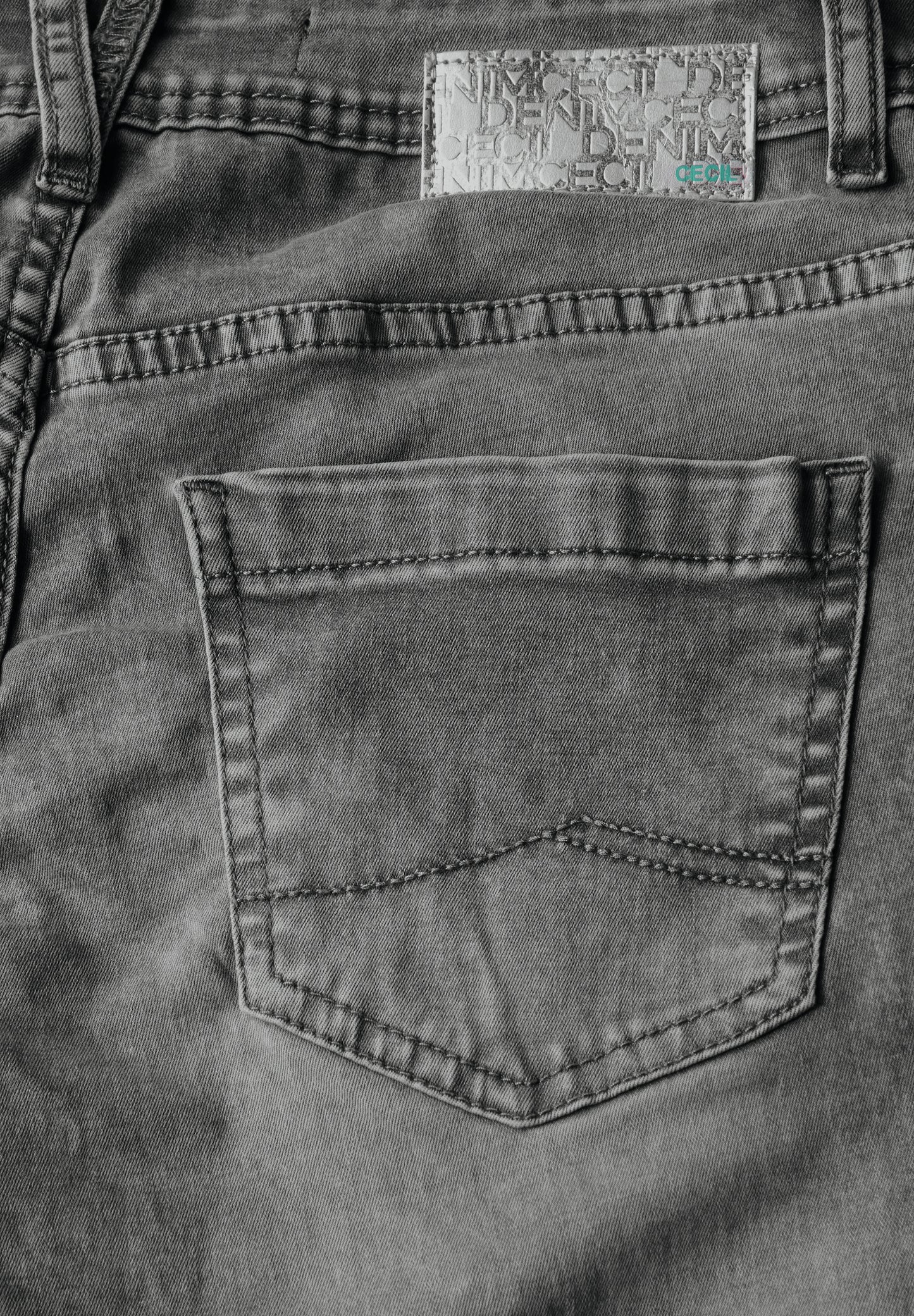 Jeans im Casual Fit