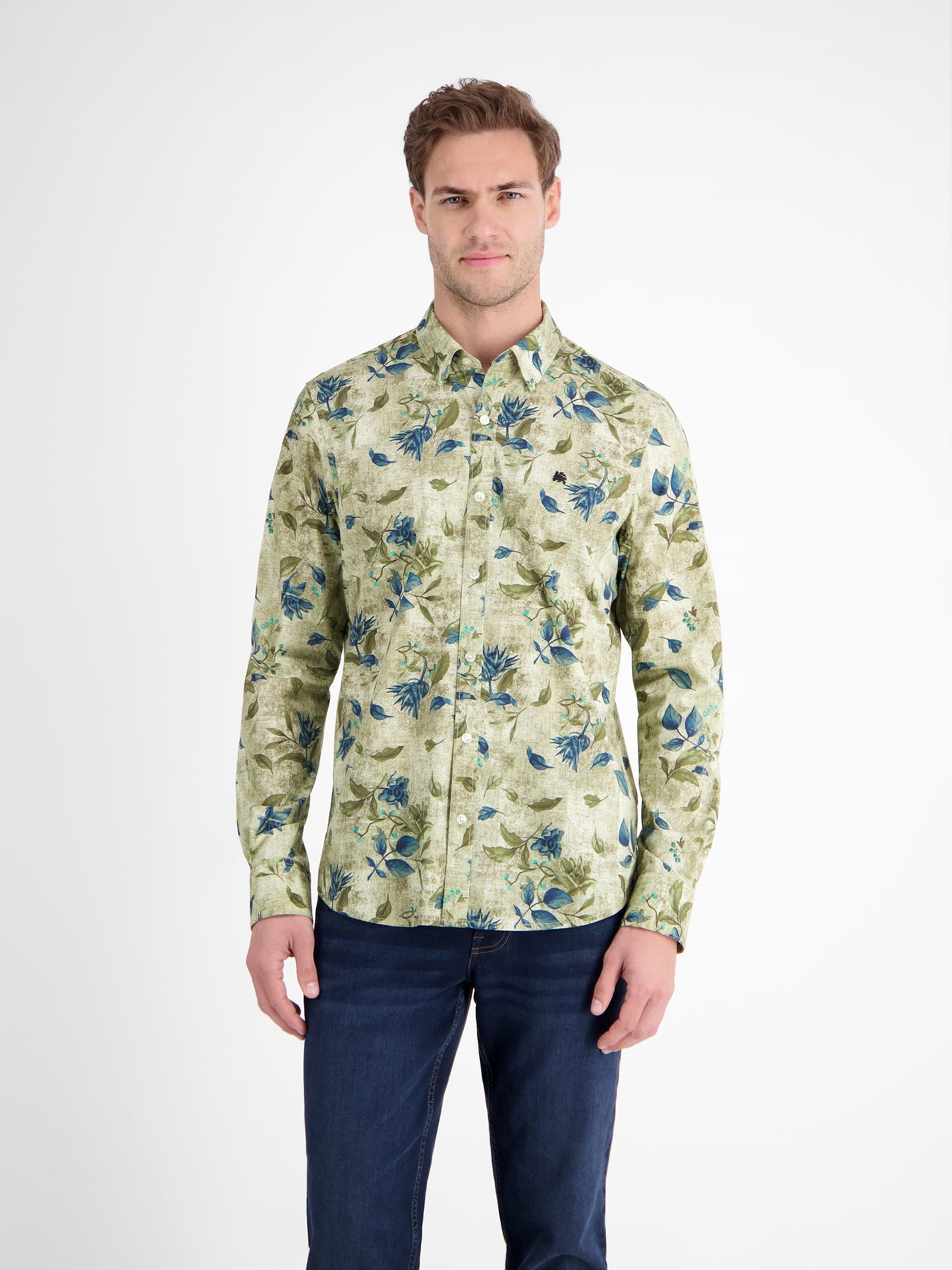 BUTTON DOWN