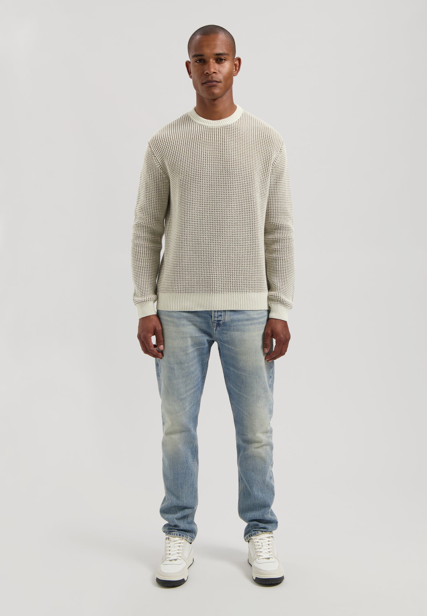 DS_Leones Crewneck