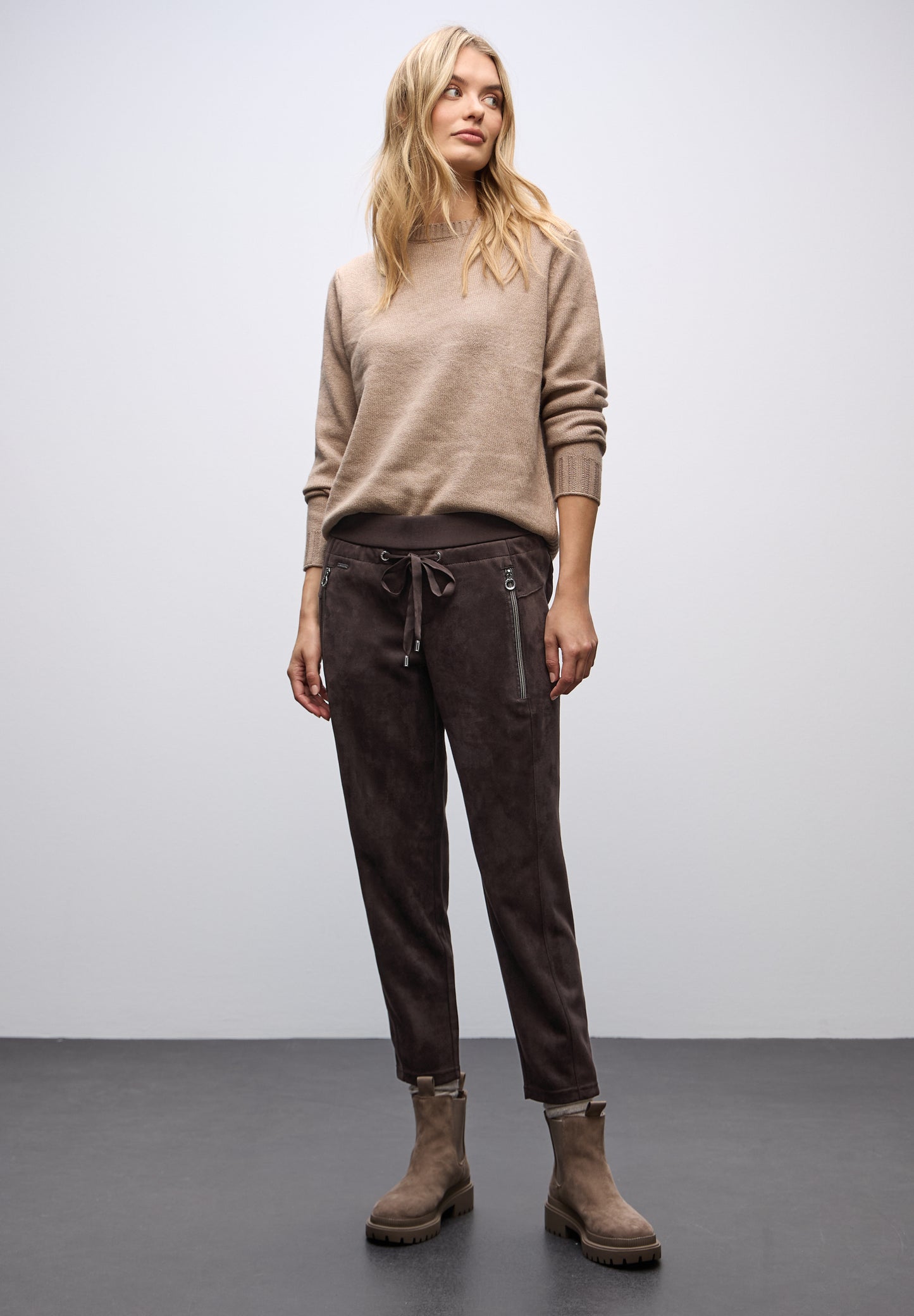 Loose Fit Velours Hose