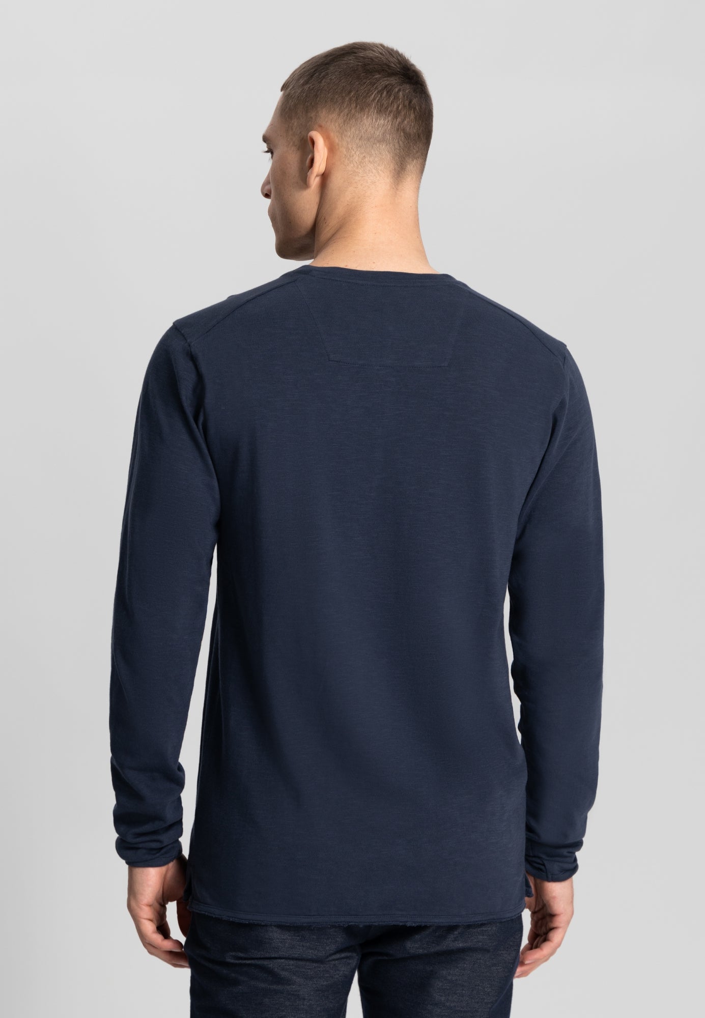 DS_Newman Henley