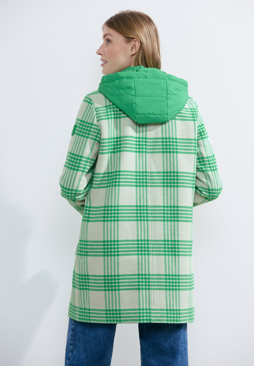 Karierter Übergangsmantel