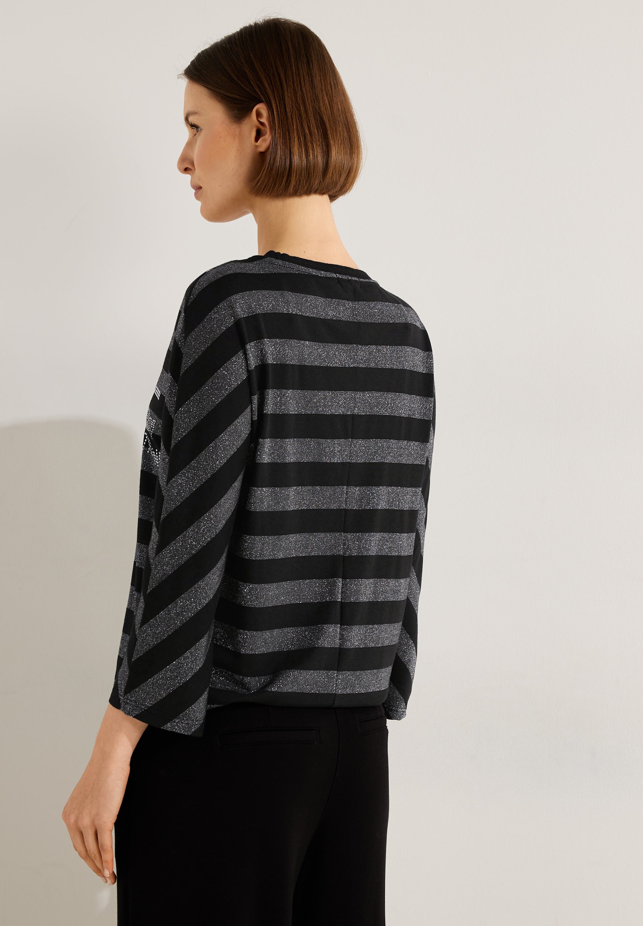 Shirt mit Schimmerdetails
