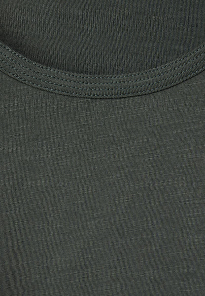 Basic T-Shirt