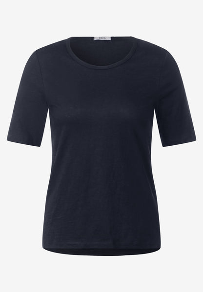 Basic T-Shirt