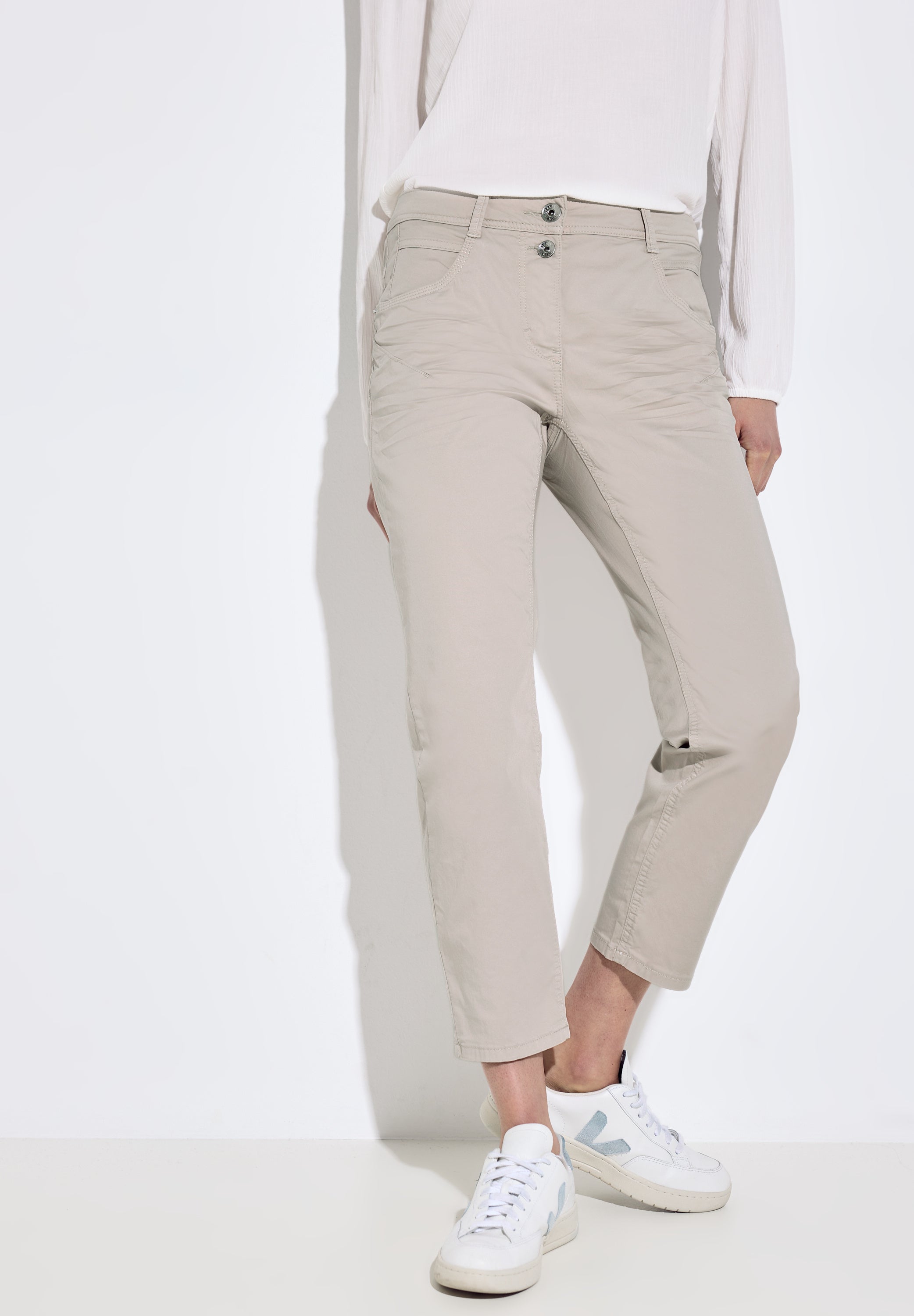 Casual Fit Hose