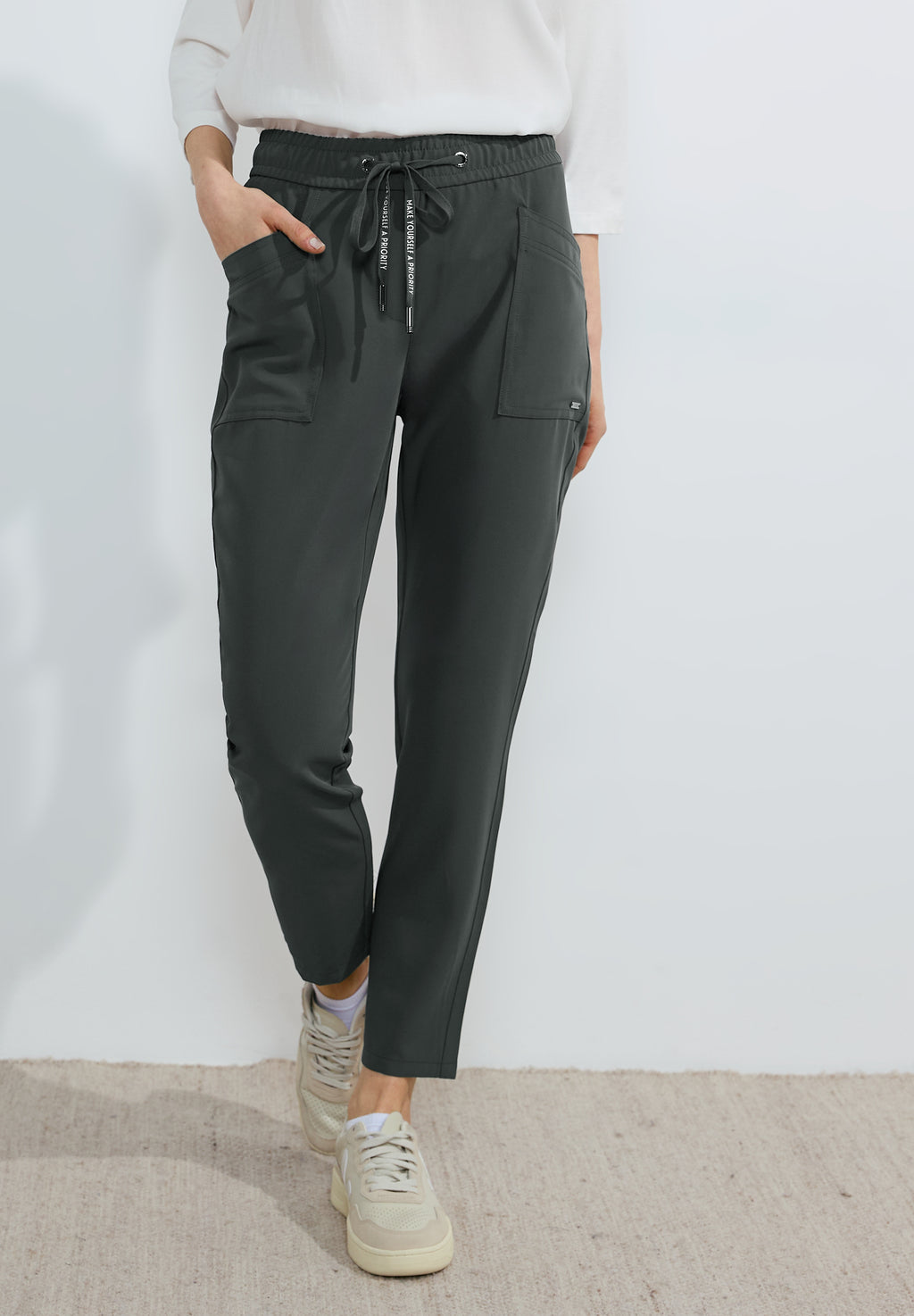 Travel Hose Casual Fit