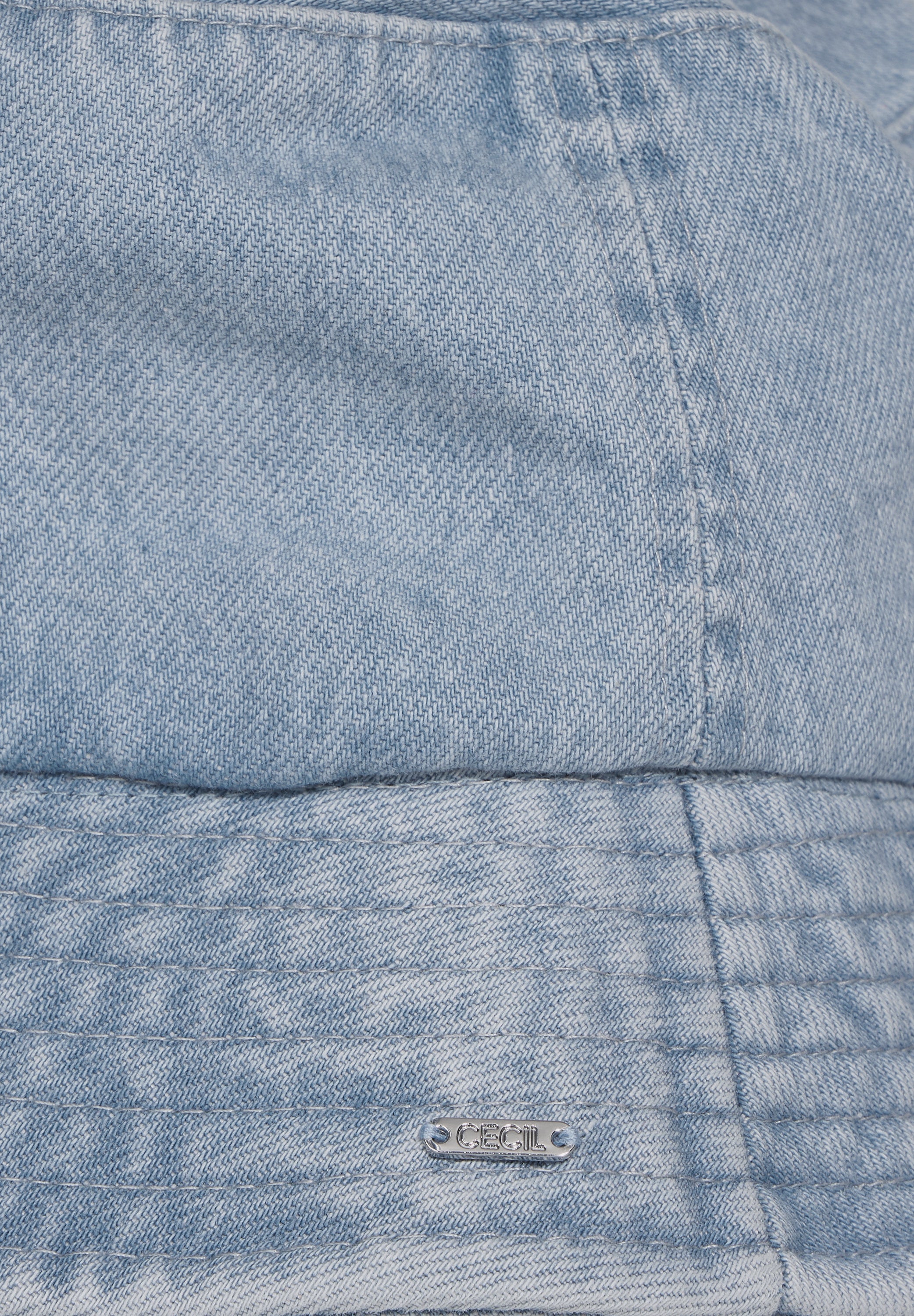 Jeans Hut