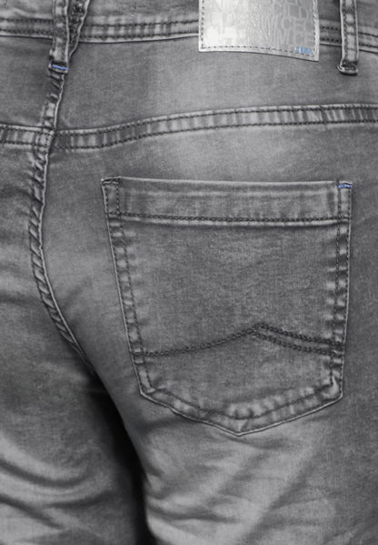 Jeans im Casual Fit