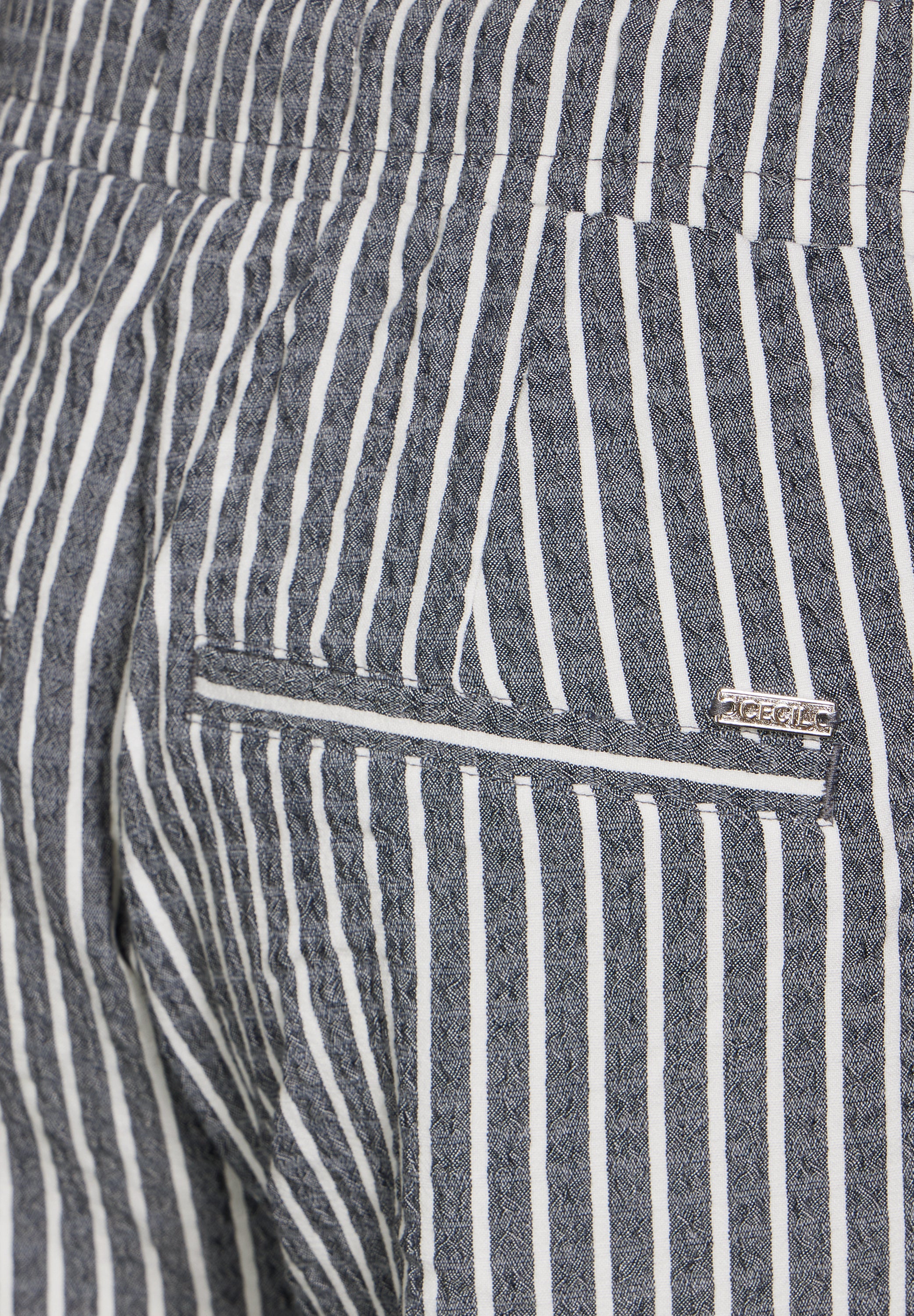 Gestreifte 7/8 Hose