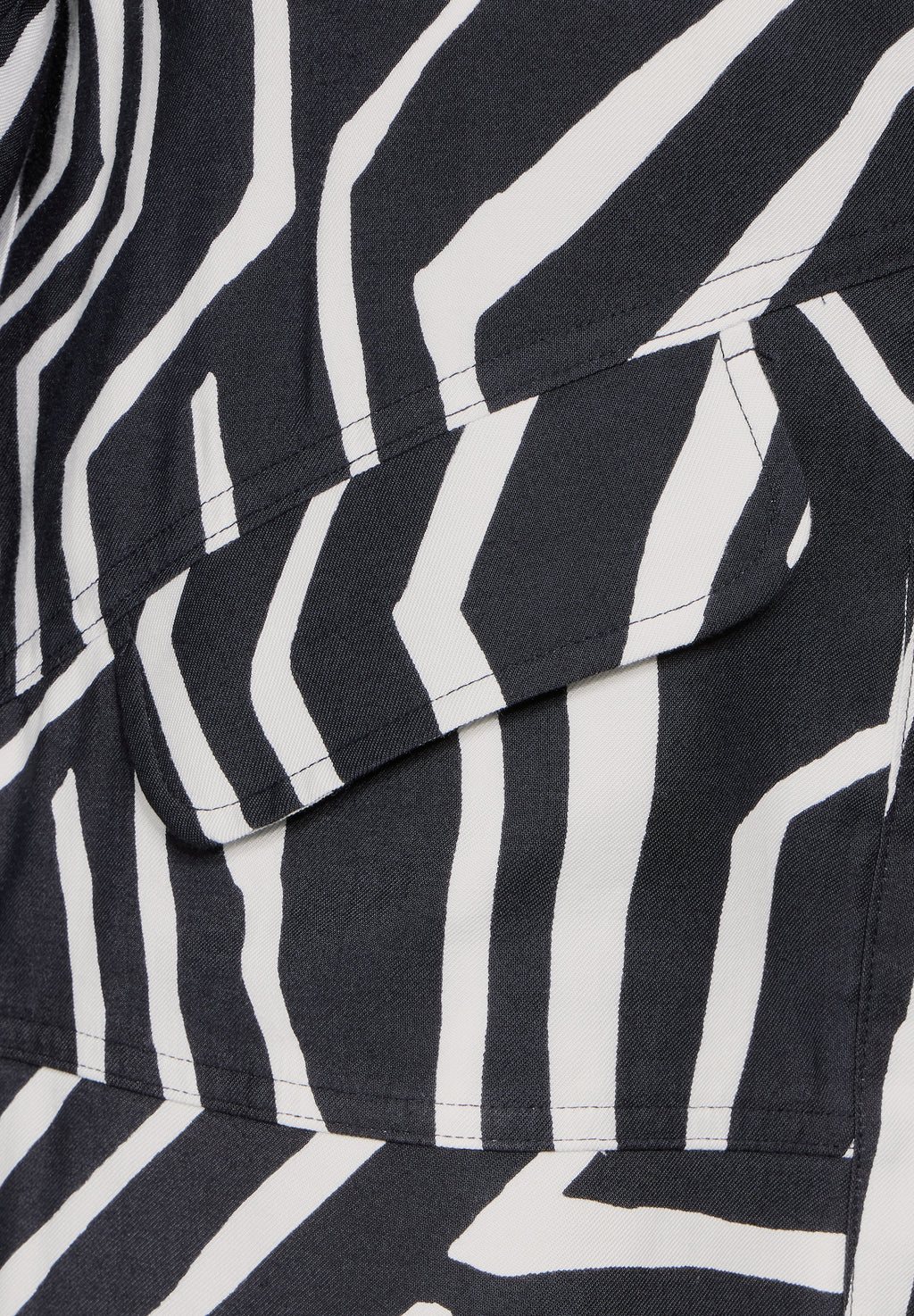 Kurze Jacke mit Print