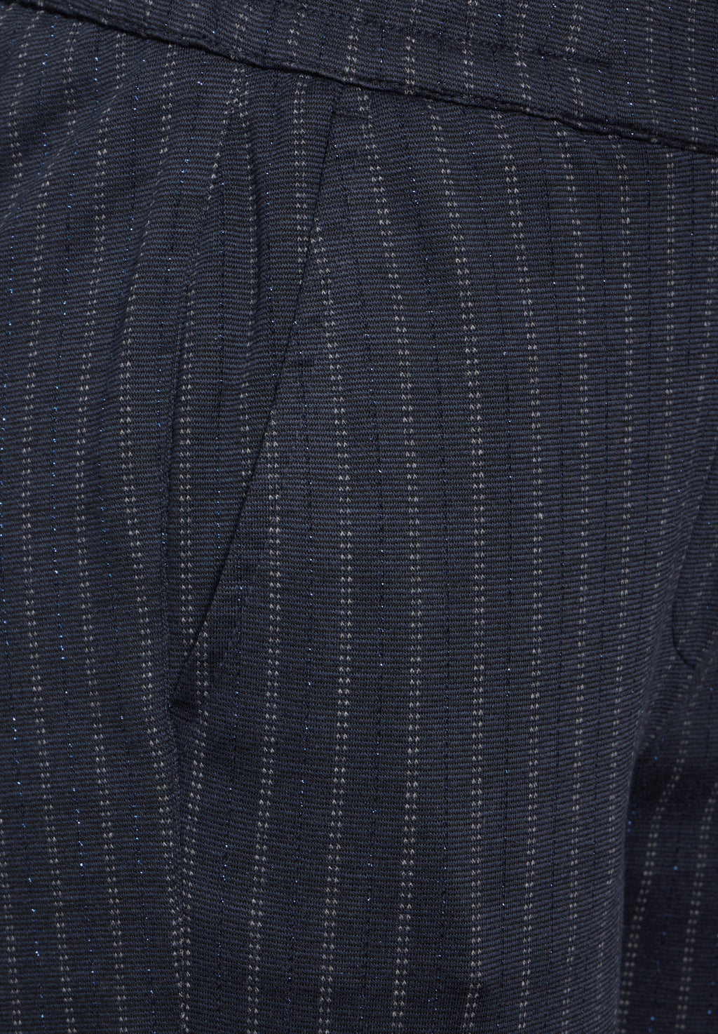 Hose im Nadelstreifen-Look