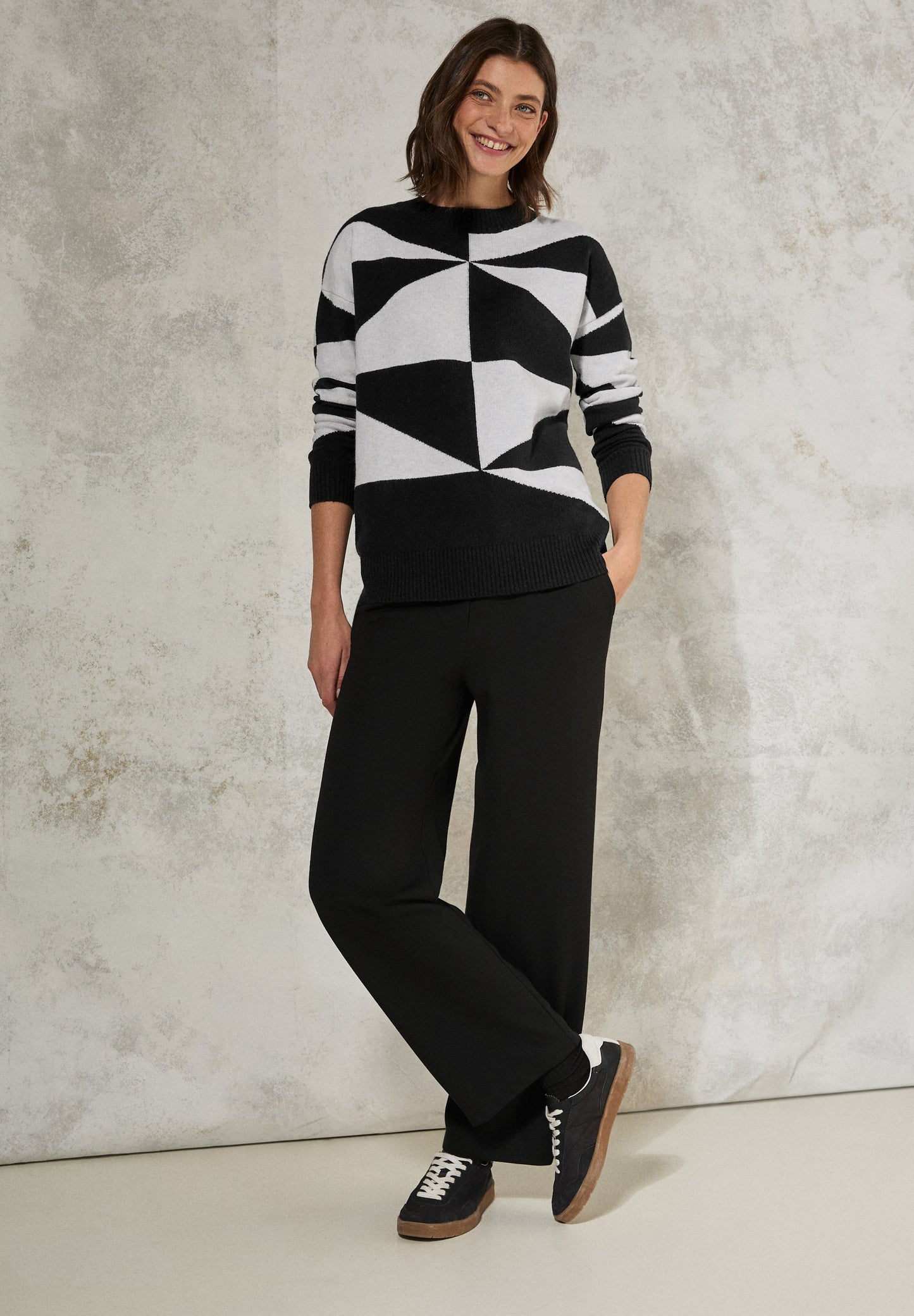 Gemusterter Pullover