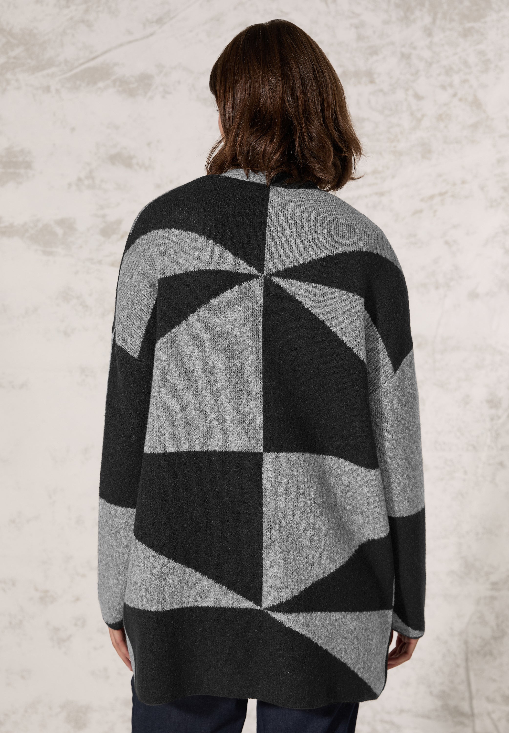 Gemusterte Strickjacke