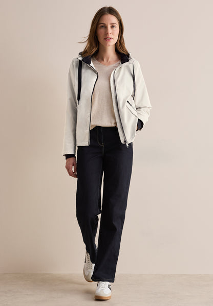 Kurze Jacke
