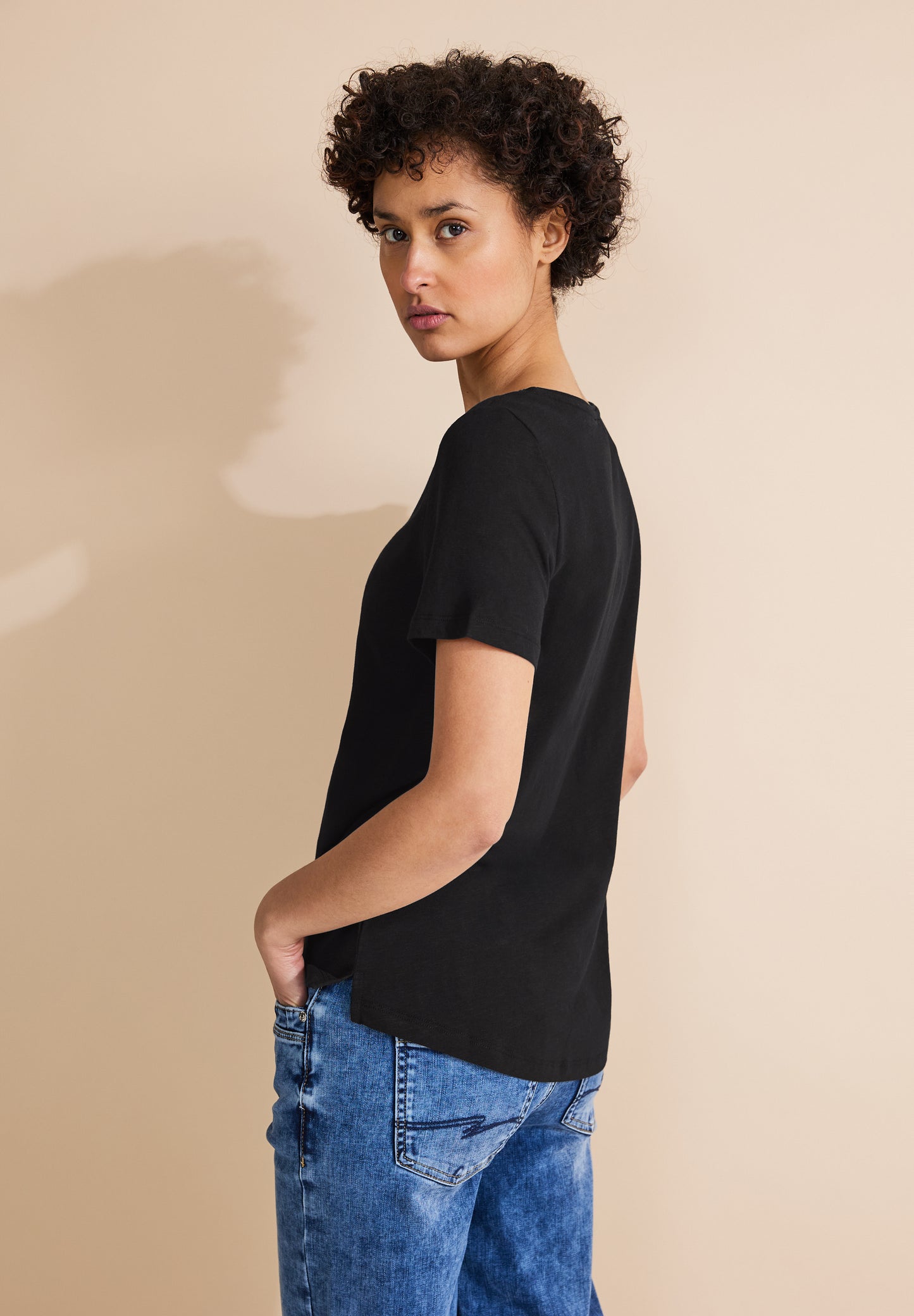 Basic T-Shirt